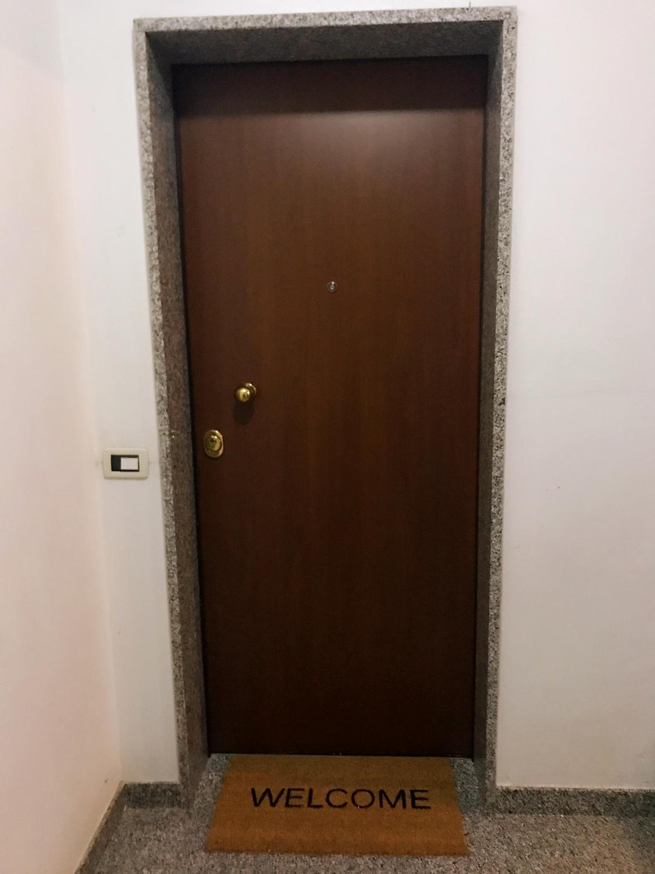 Deluxe Double Room with Shower - Photo 20