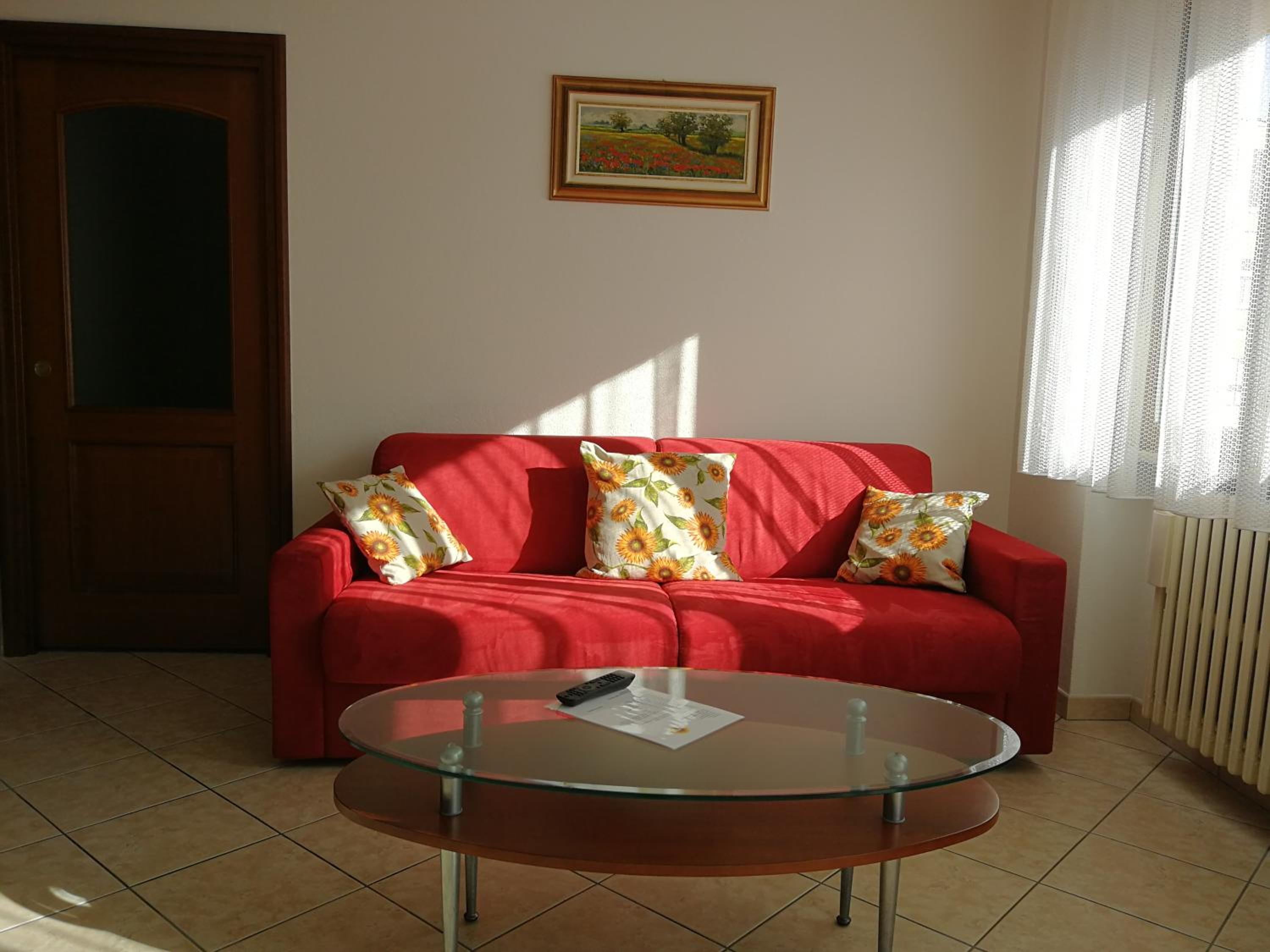 Two-Bedroom Apartment - Photo 16