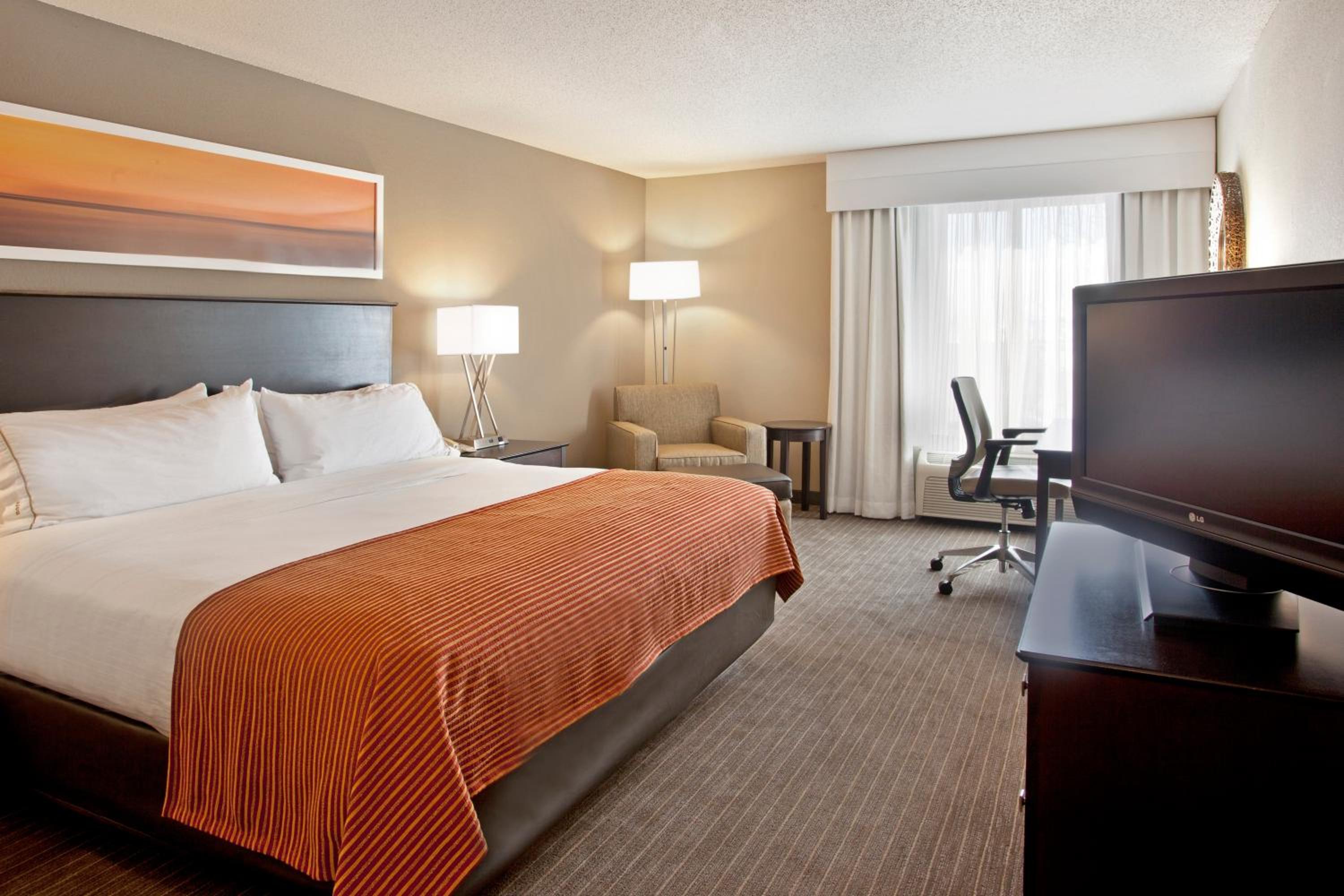 Standard King Room - Photo 1