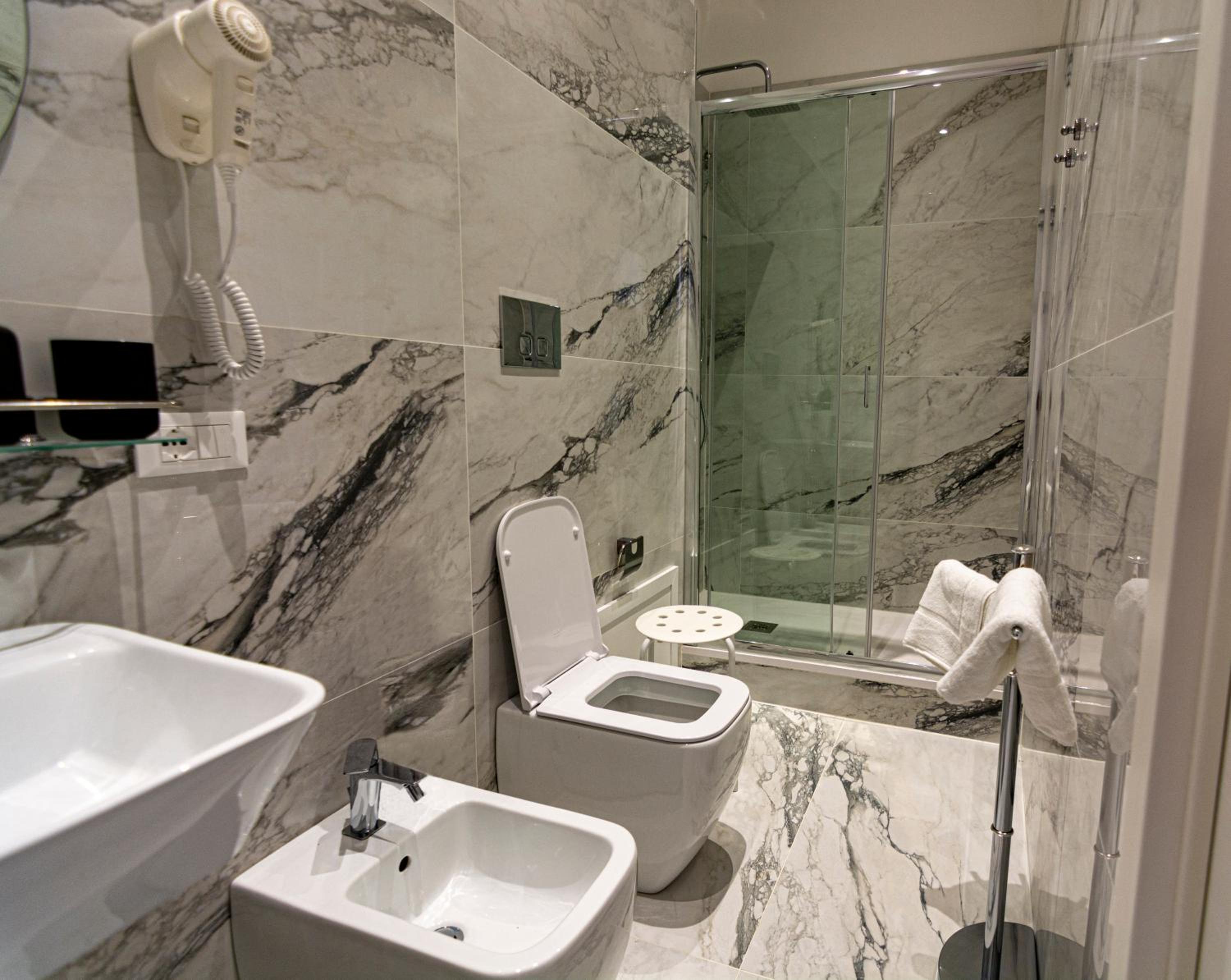 Apartment - Photo 20