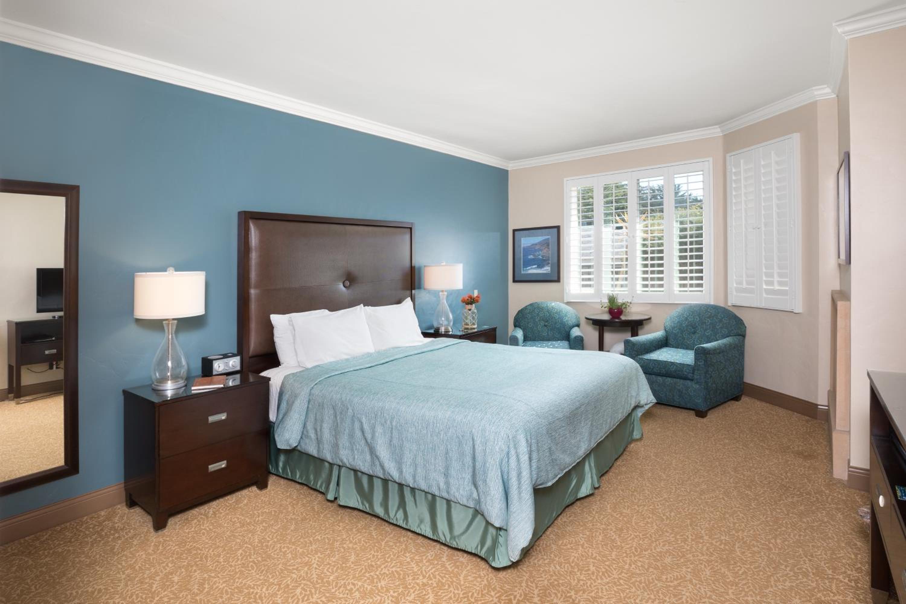 Deluxe King Room