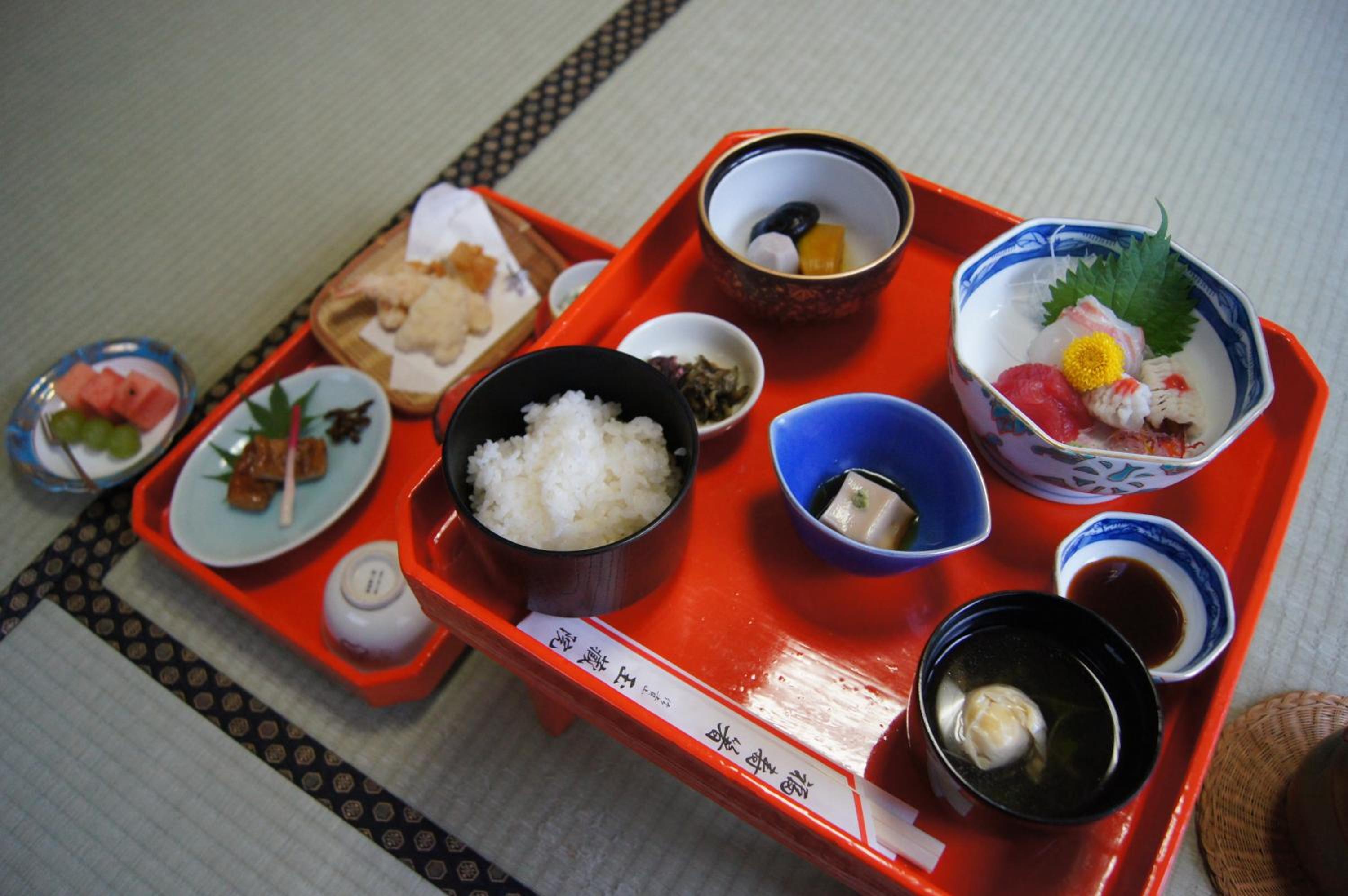 Japanese-Style Triple Room with Shared Bathroom photo 3