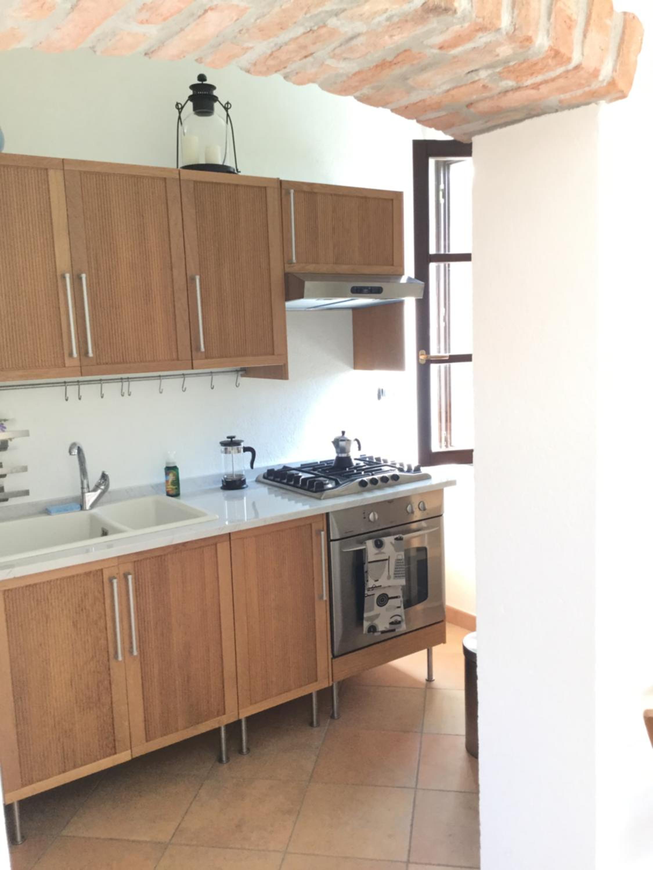 Executive Suite - Photo 10