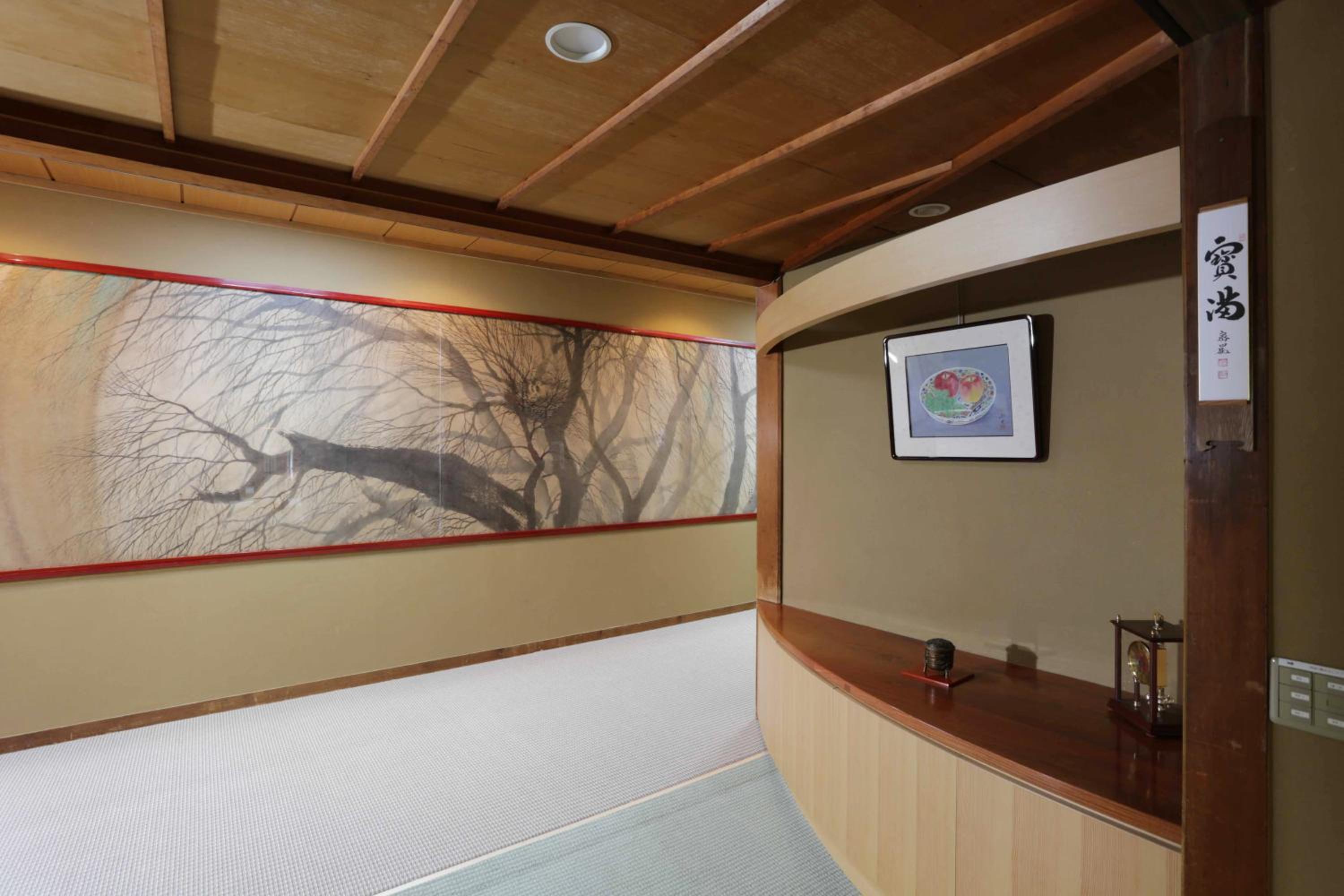 Japanese-Style Twin Room with Shared Bathroom photo 3