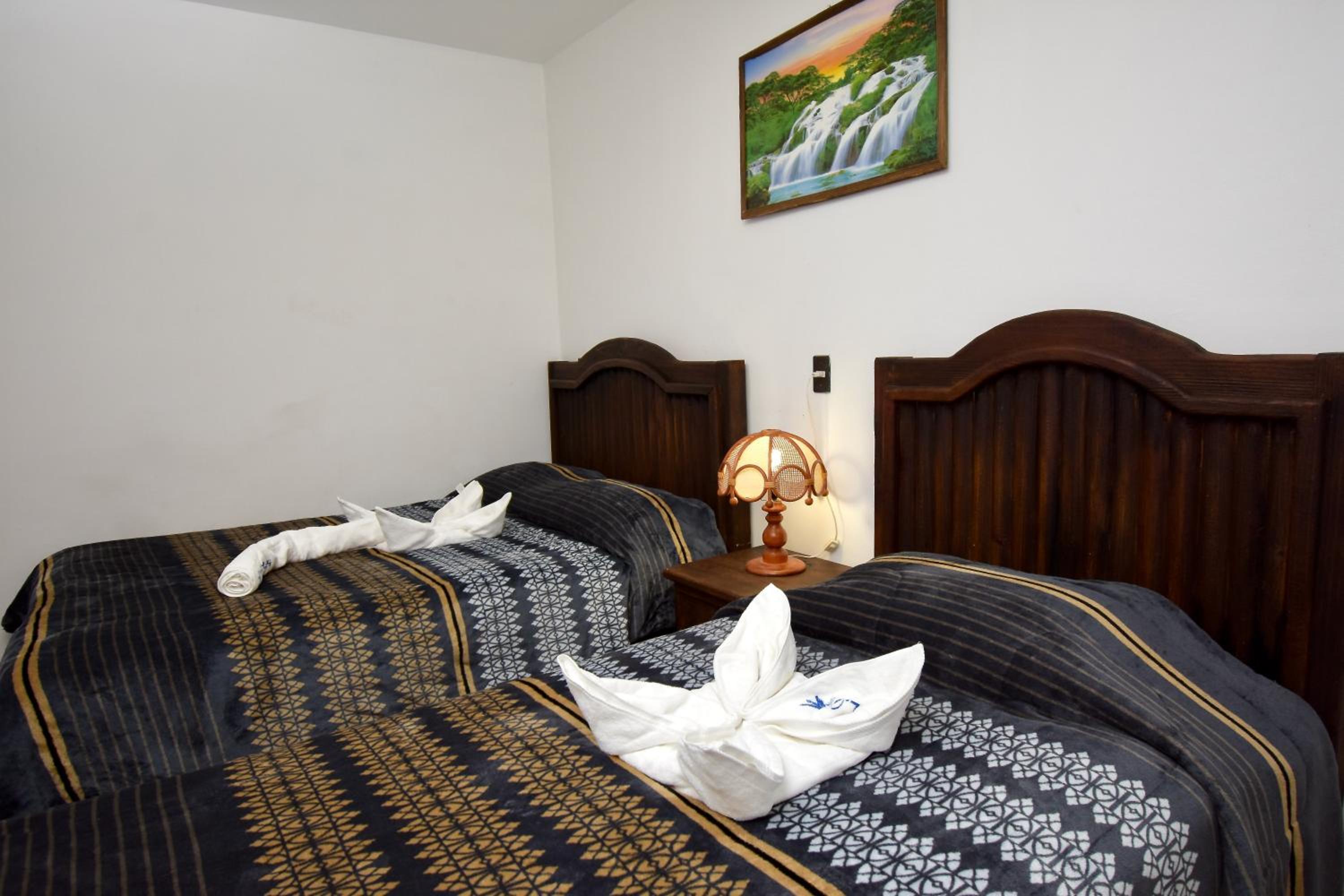 Quadruple Room - Photo 8