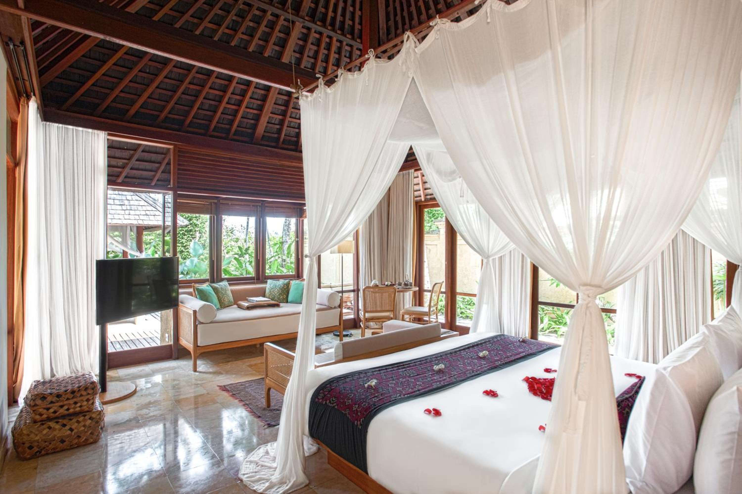 One-Bedroom Valley Pool Villa - Photo 1