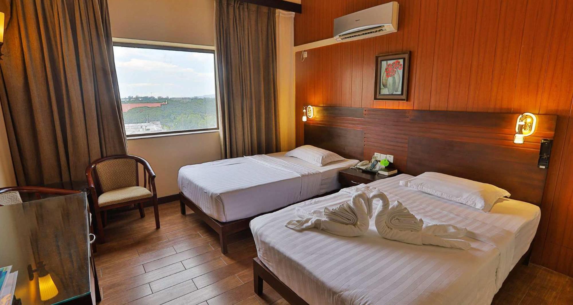 Deluxe Twin Room photo 2