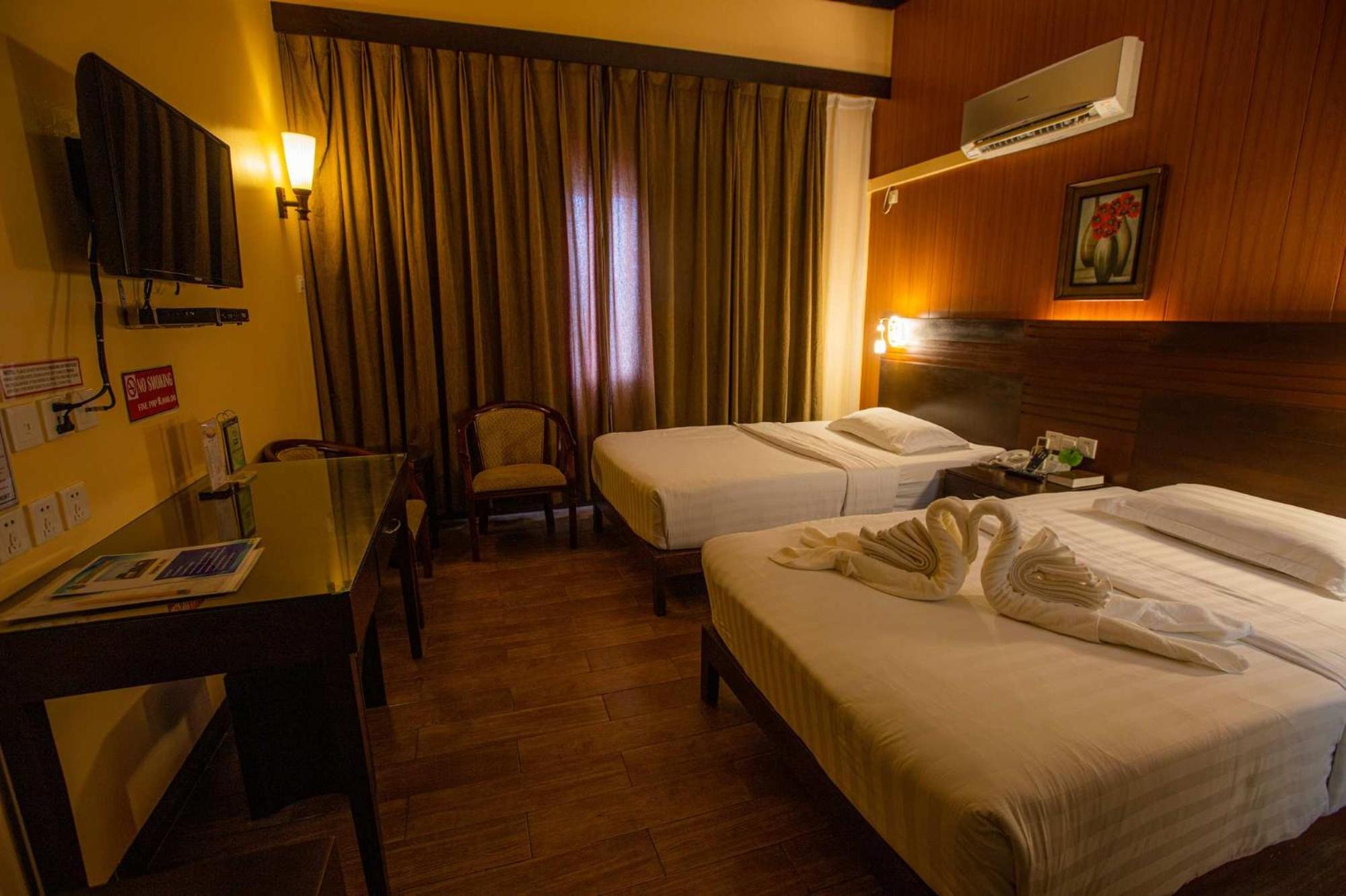 Deluxe Twin Room photo 3