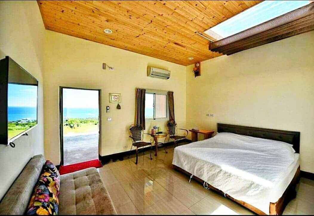 Queen Room with Sea View
