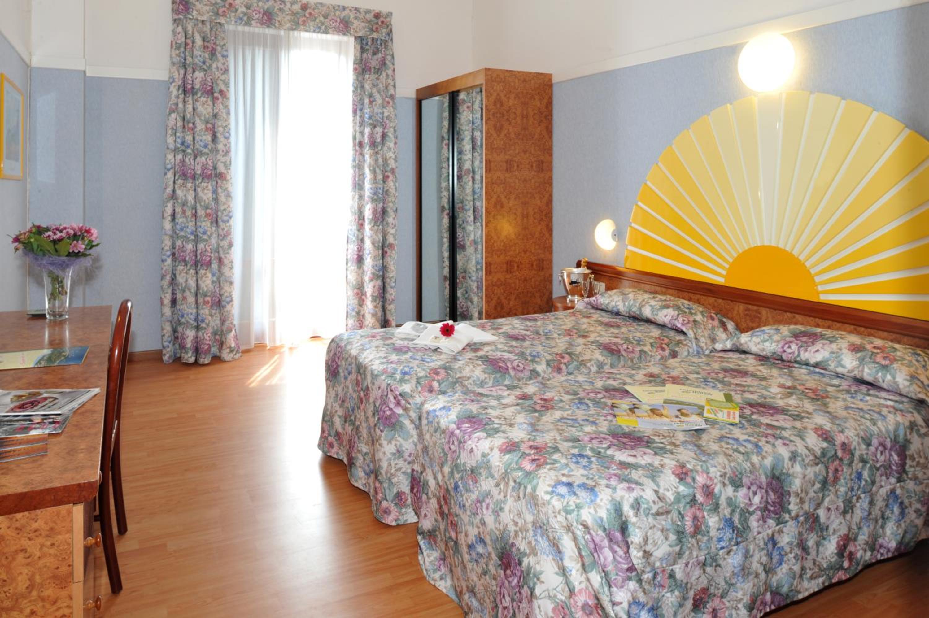 Double or Twin Room - Photo 12