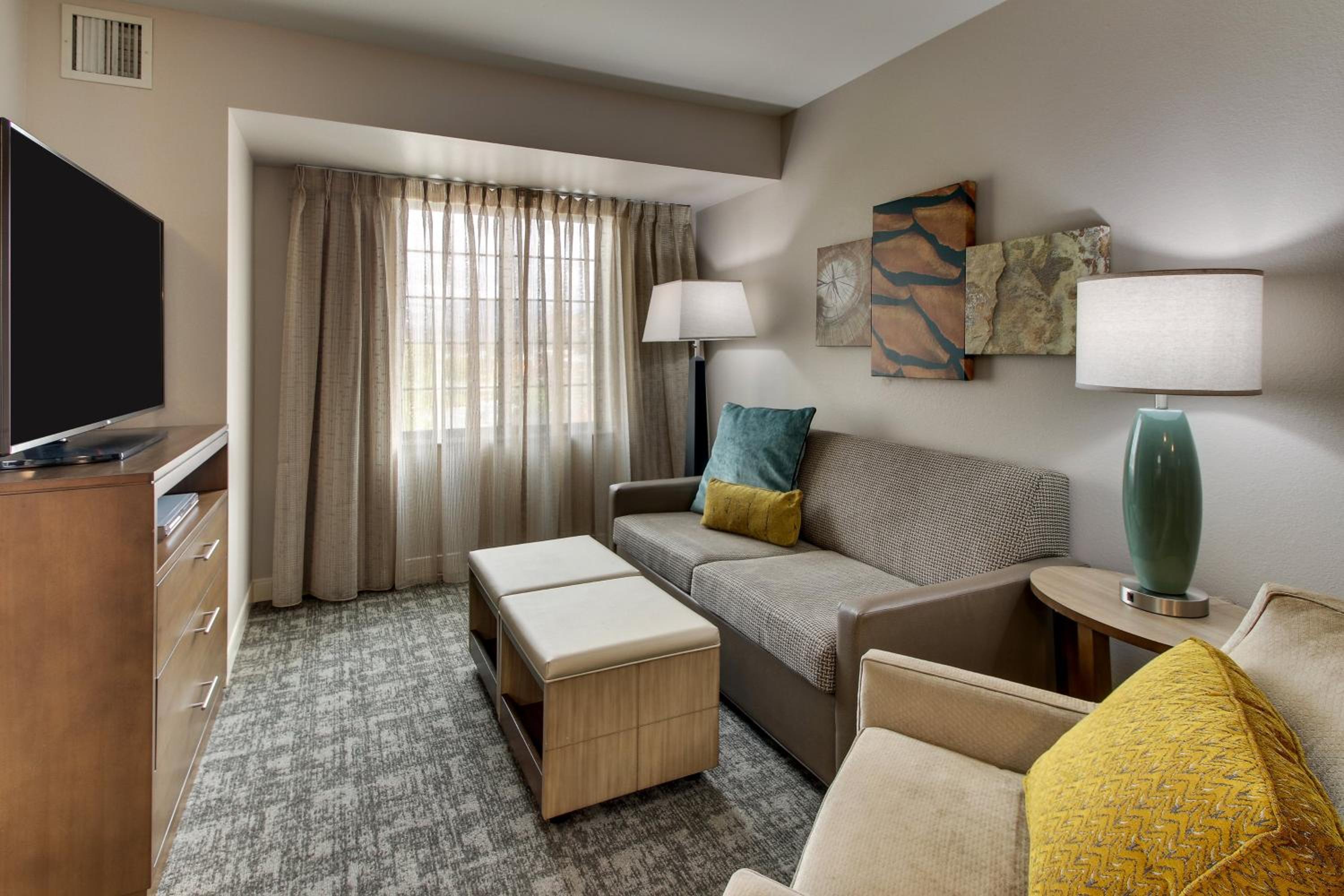 One-Bedroom Queen Suite with Two Queen Beds - Photo 19