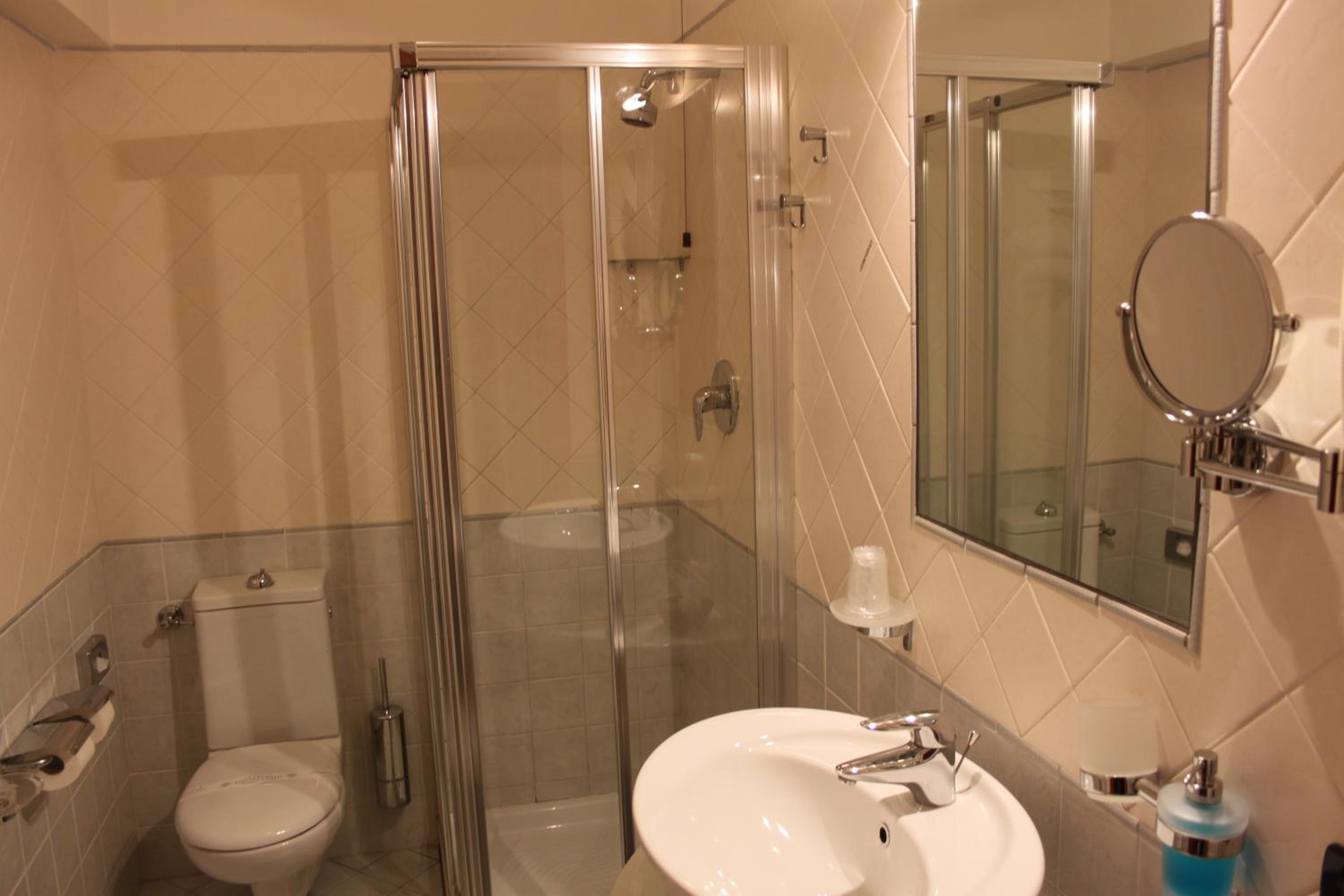 Single Room photo 2