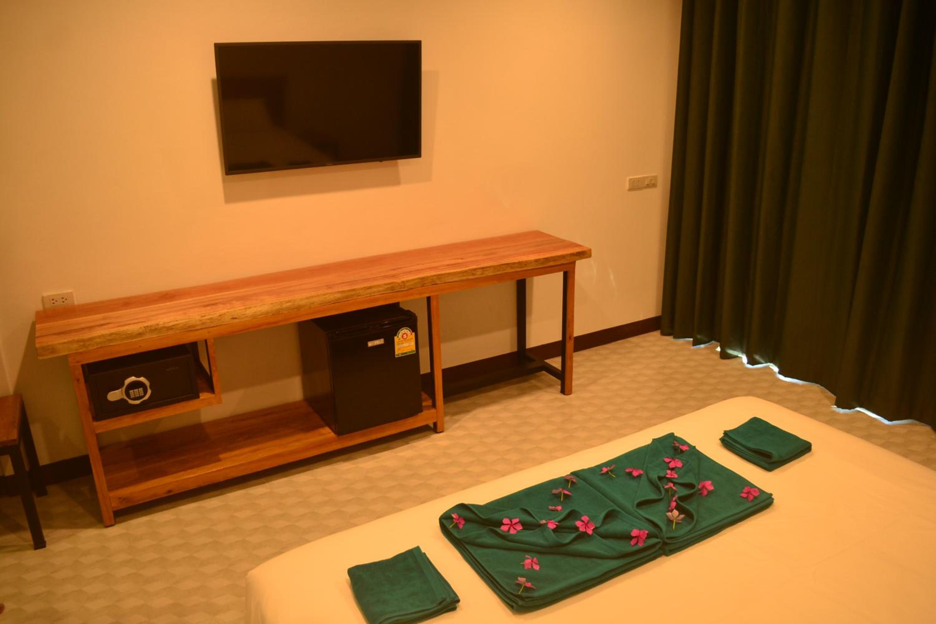Standard Room - Photo 1