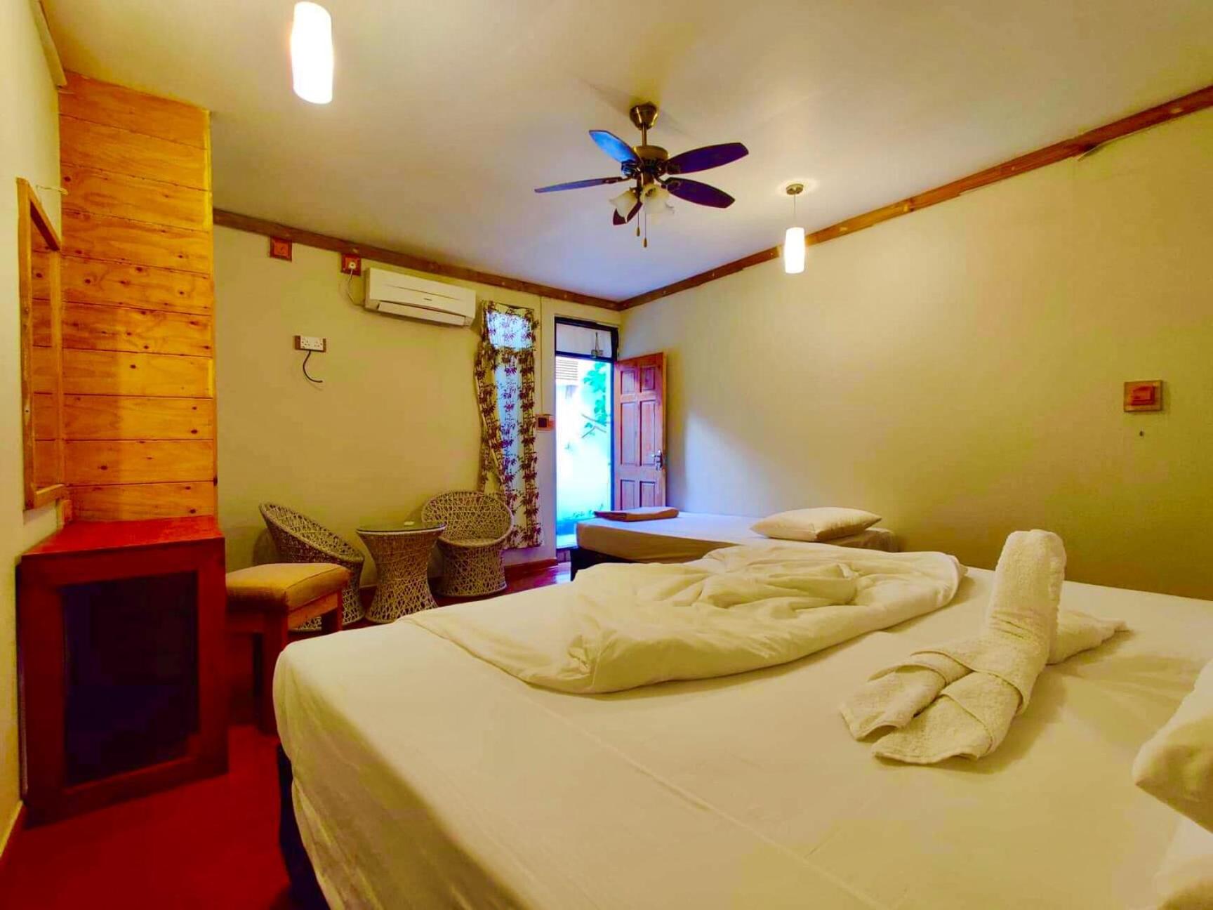 Standard Triple Room - Photo 2