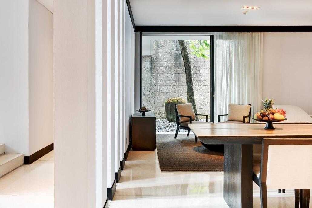 Four Bedroom Residence - Photo 6