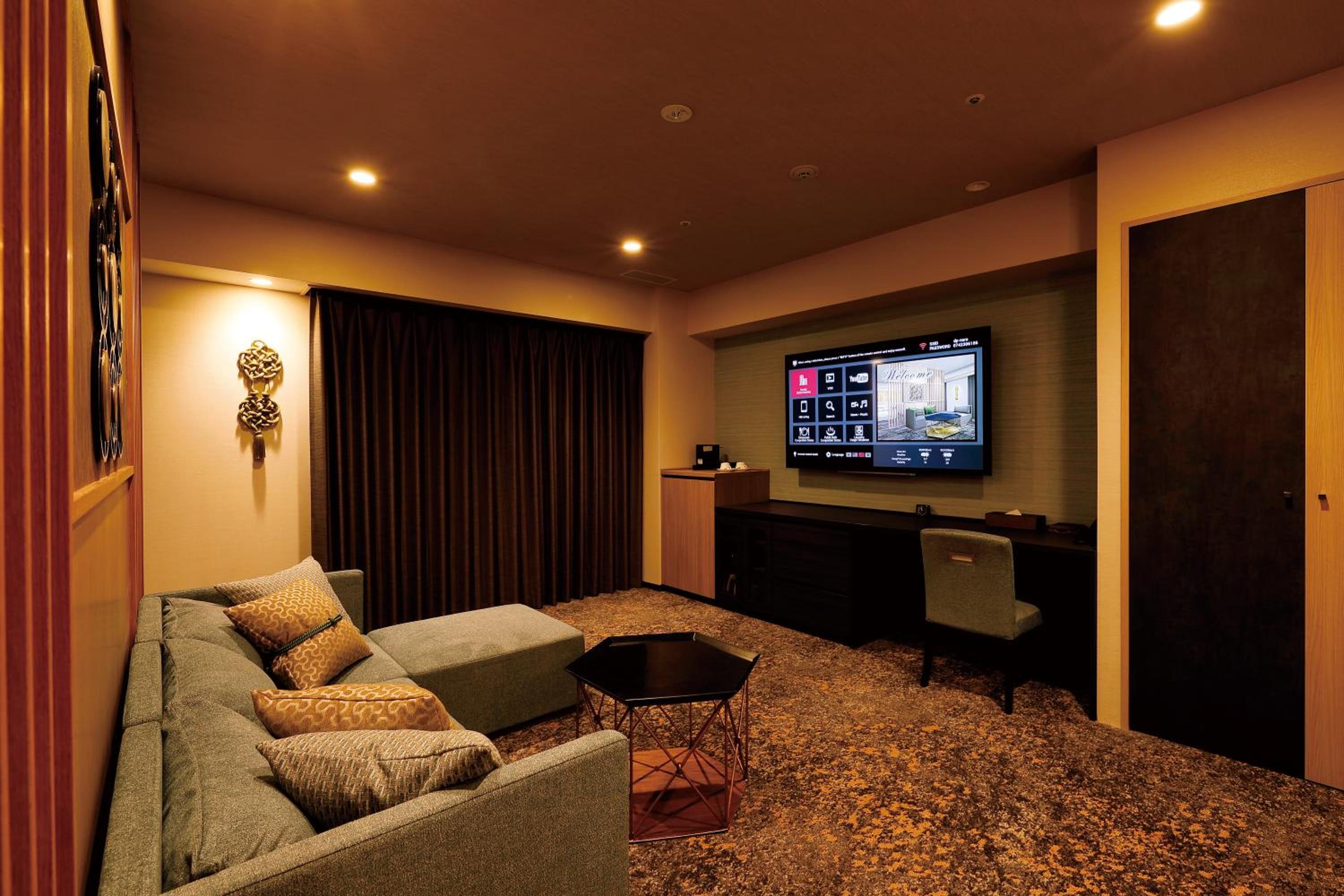 Non-Smoking - Premium Suite Twin photo 1