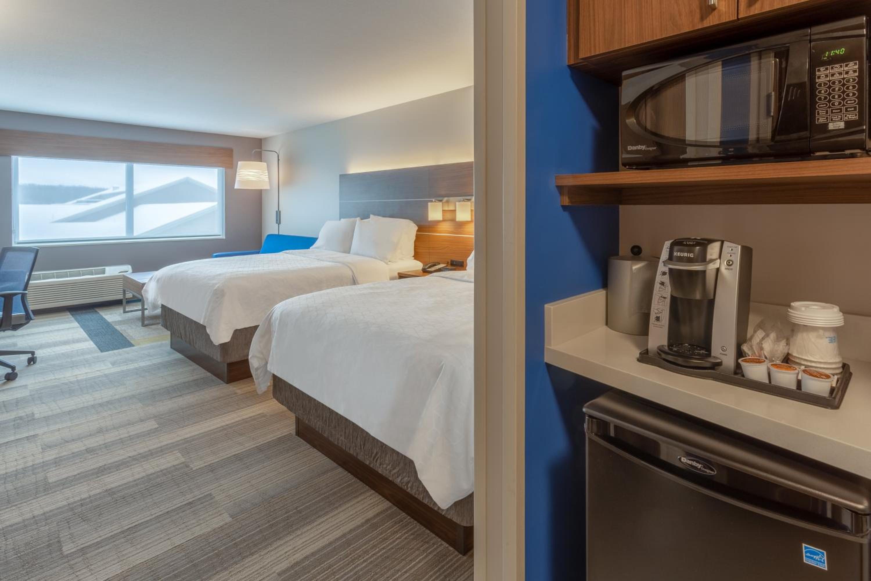 Queen Suite with Two Queen Beds and Sofa Bed