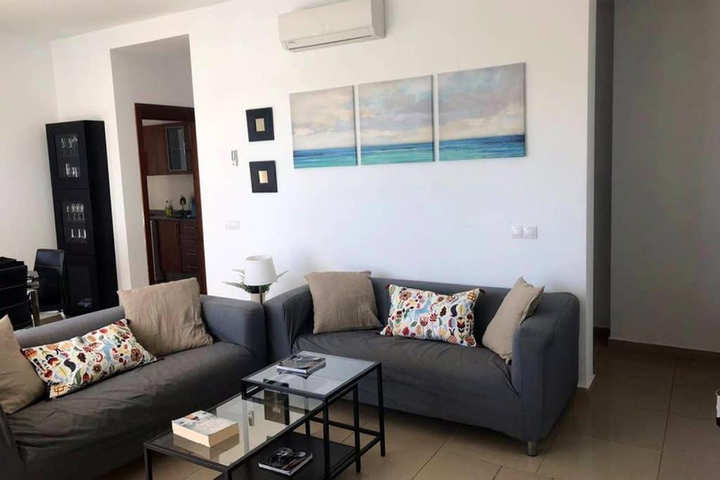 Villa de Tres Habitaciones