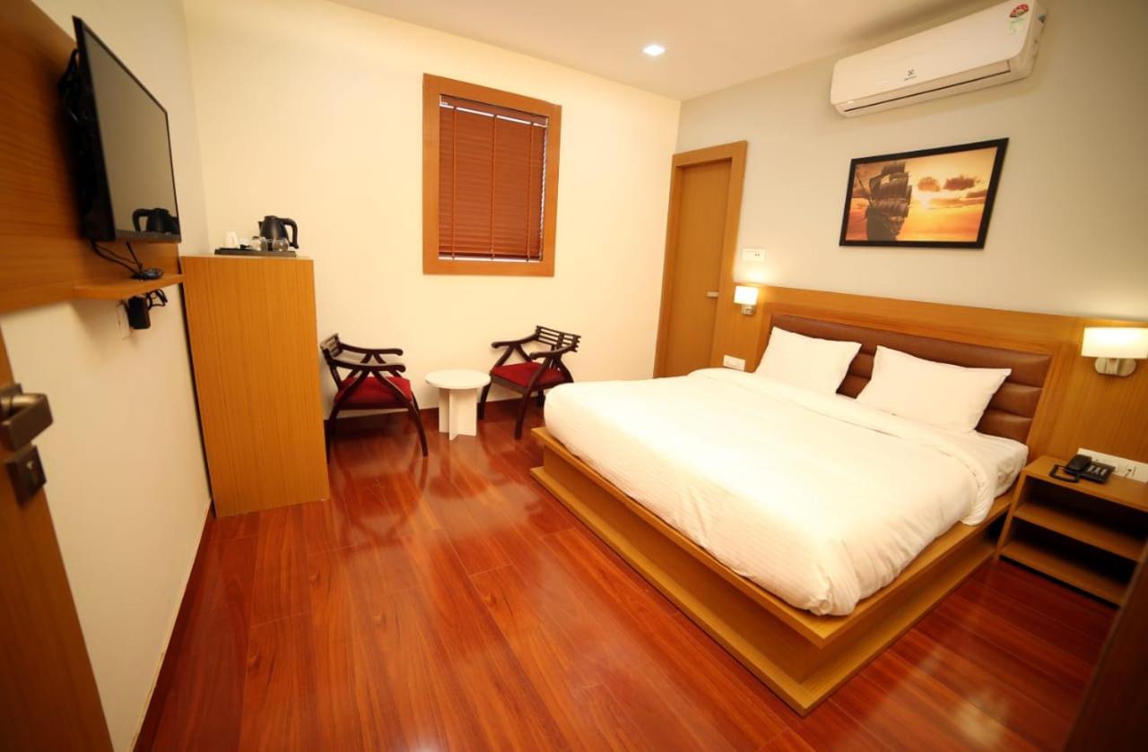 Executive Suite