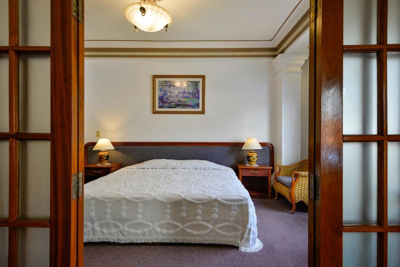 Double or Twin Suite photo 2