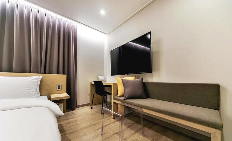 Deluxe Twin Room - Photo 2
