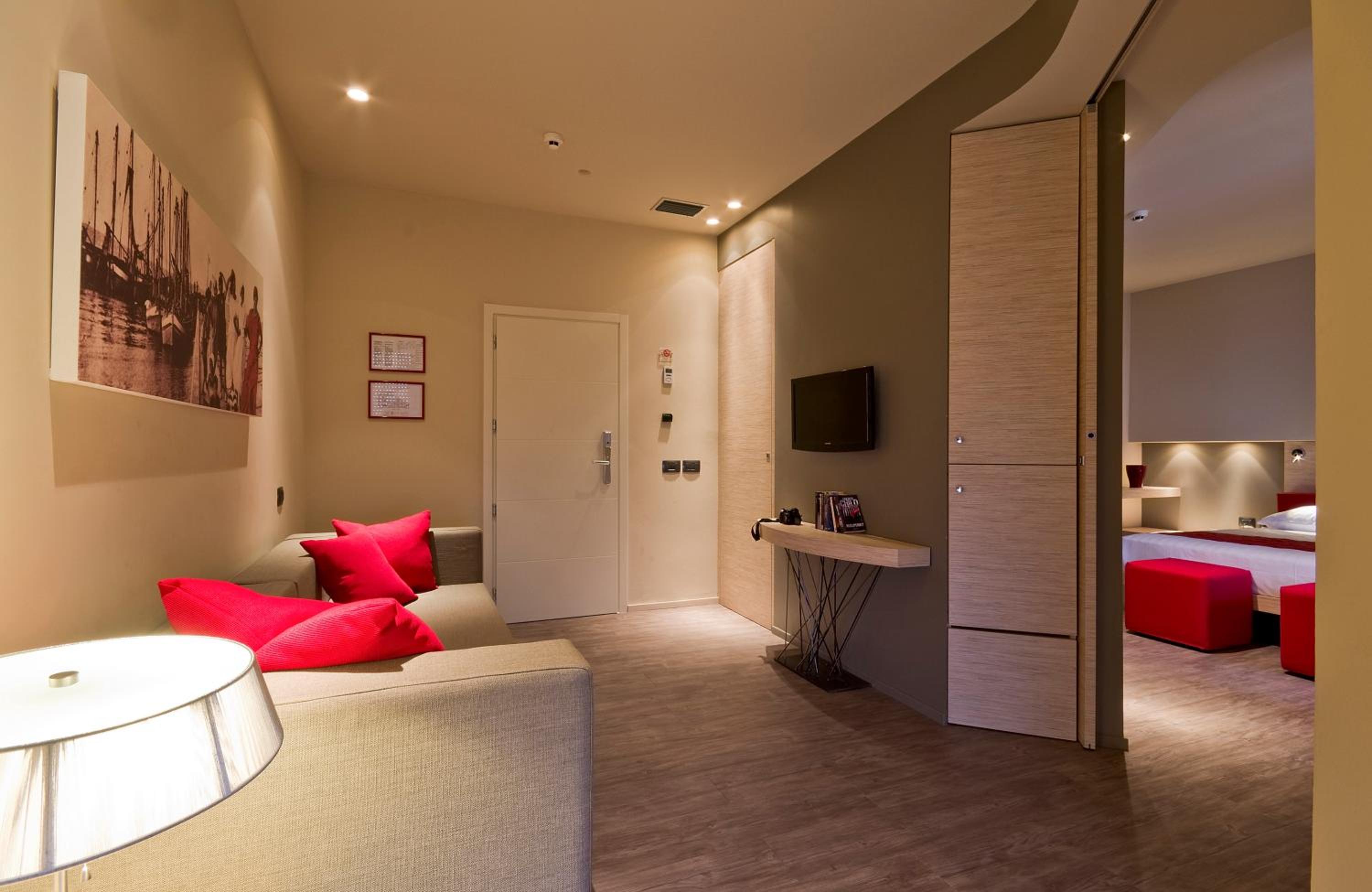 Junior Suite with Sea View photo 1