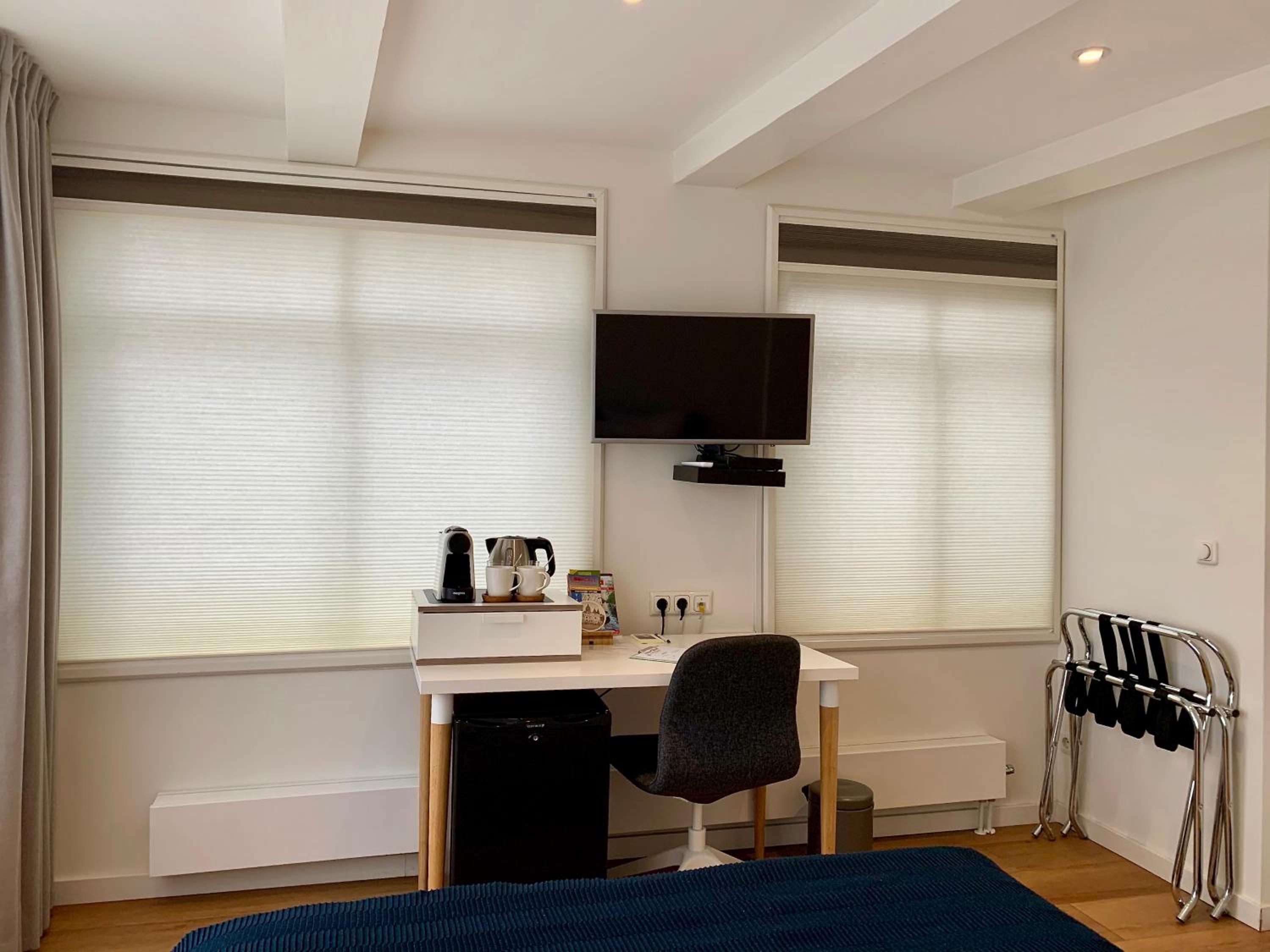 Double Room with Private Bathroom photo 3