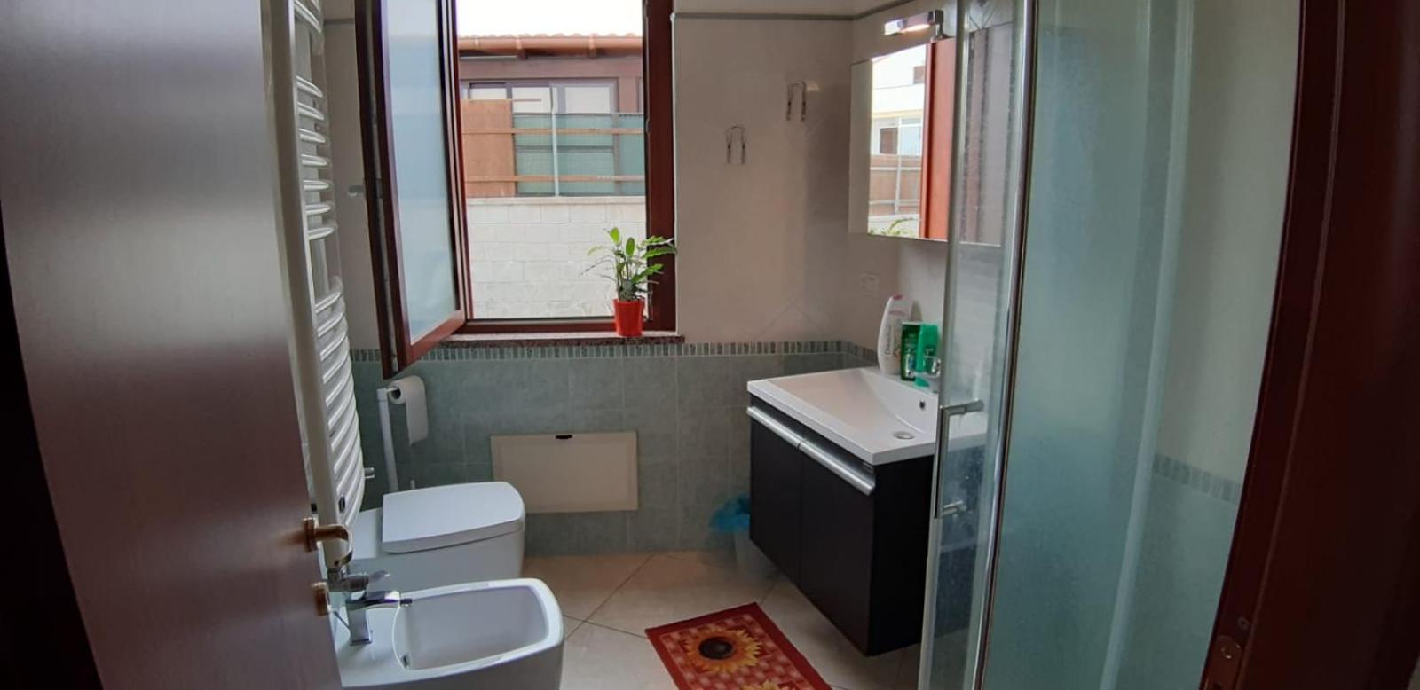 Two-Bedroom House - Photo 28