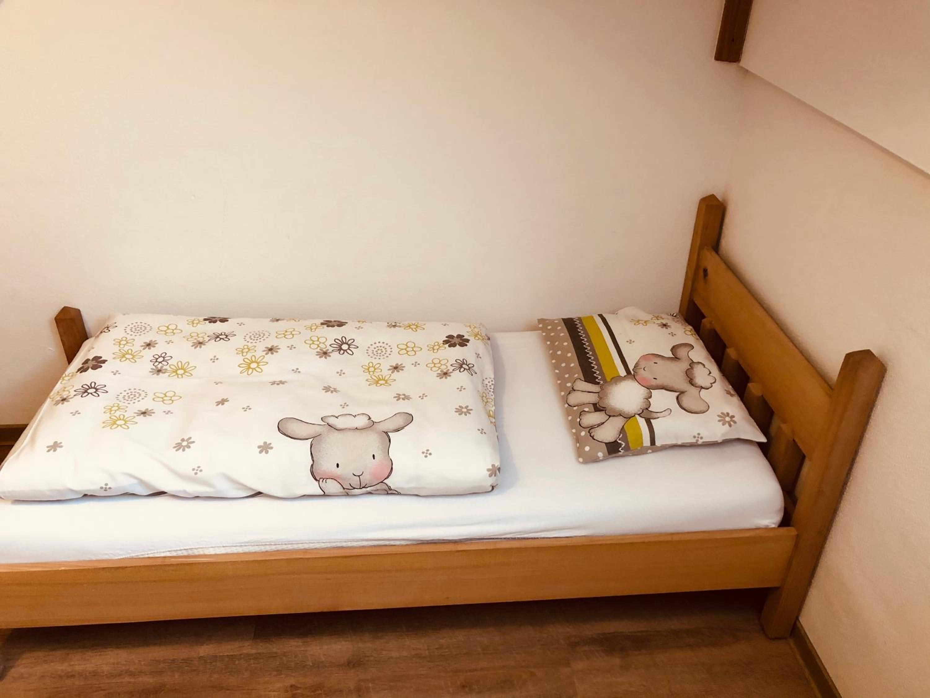 Double Room with Extra Bed - Photo 3