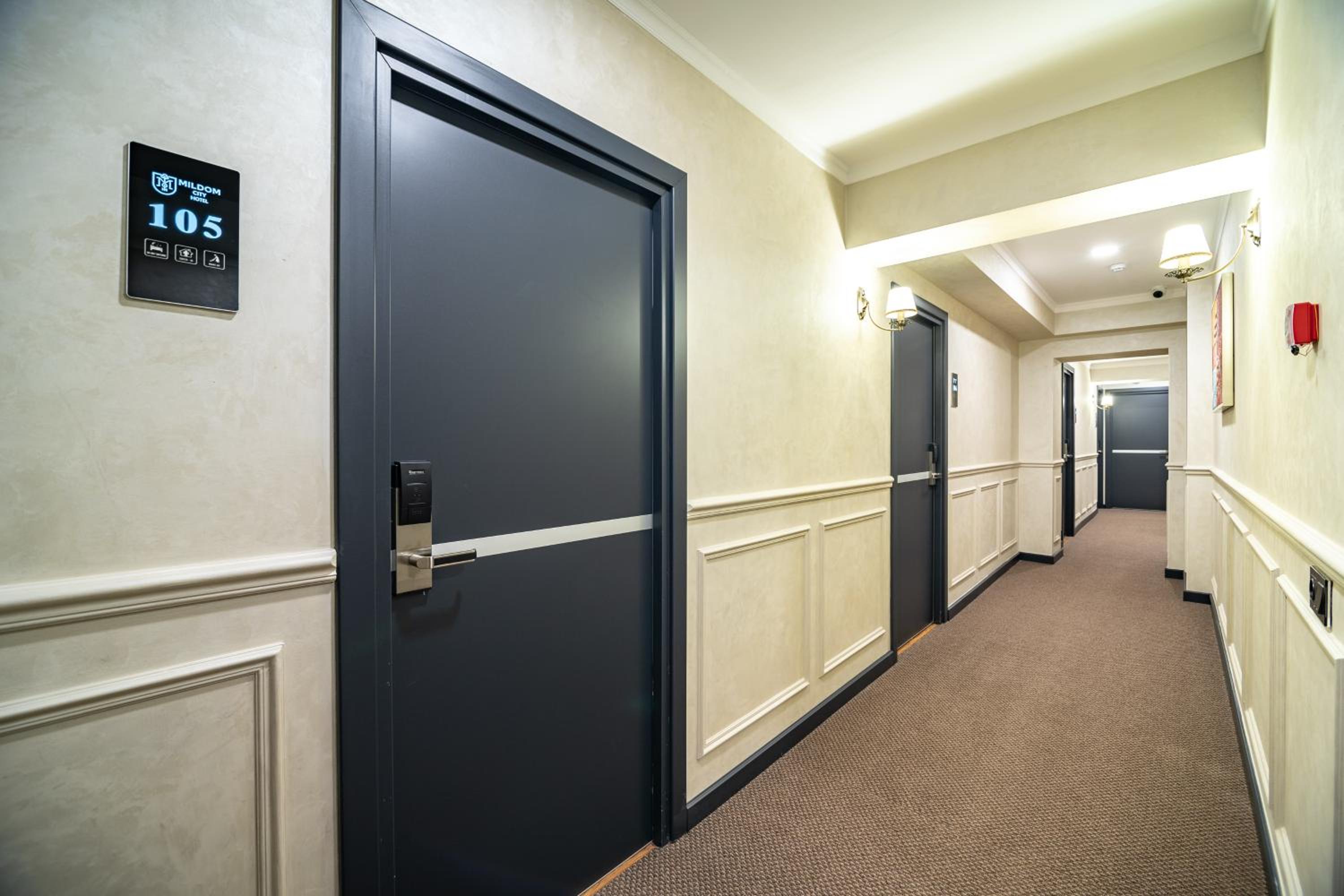 Deluxe Double or Twin Room - Photo 6