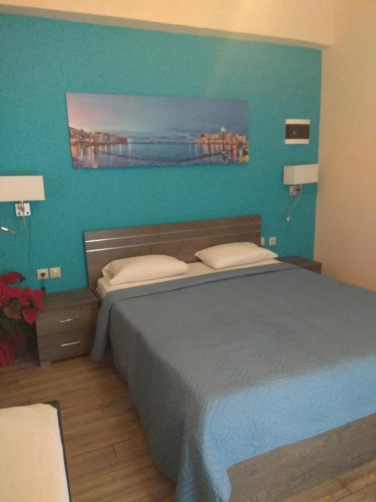Studio with Balcony with Side Sea View (2 Adults)