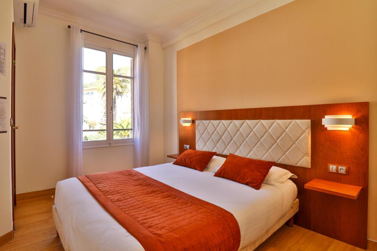Double Room with Garden View photo 2