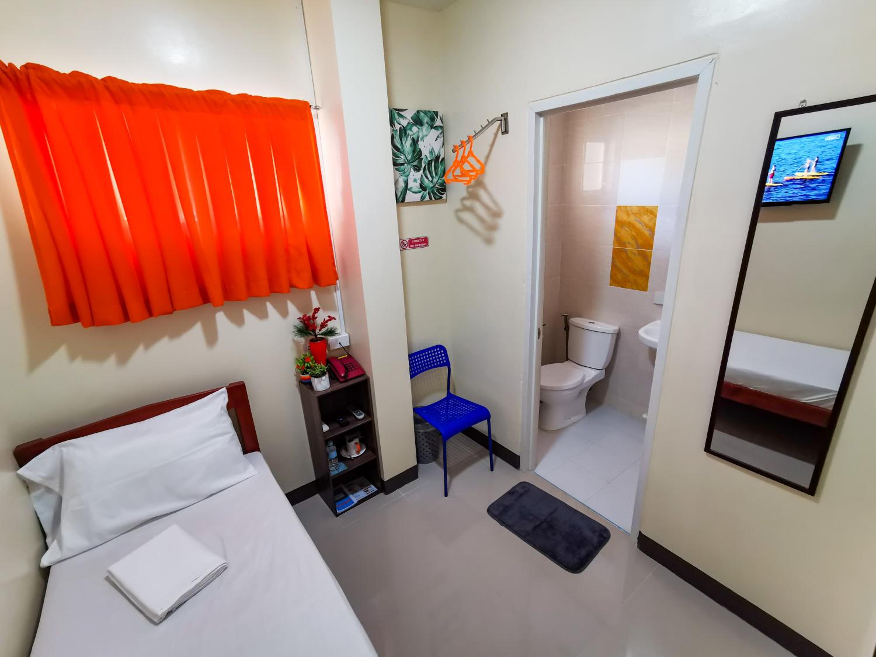 Standard Single Room with Shower