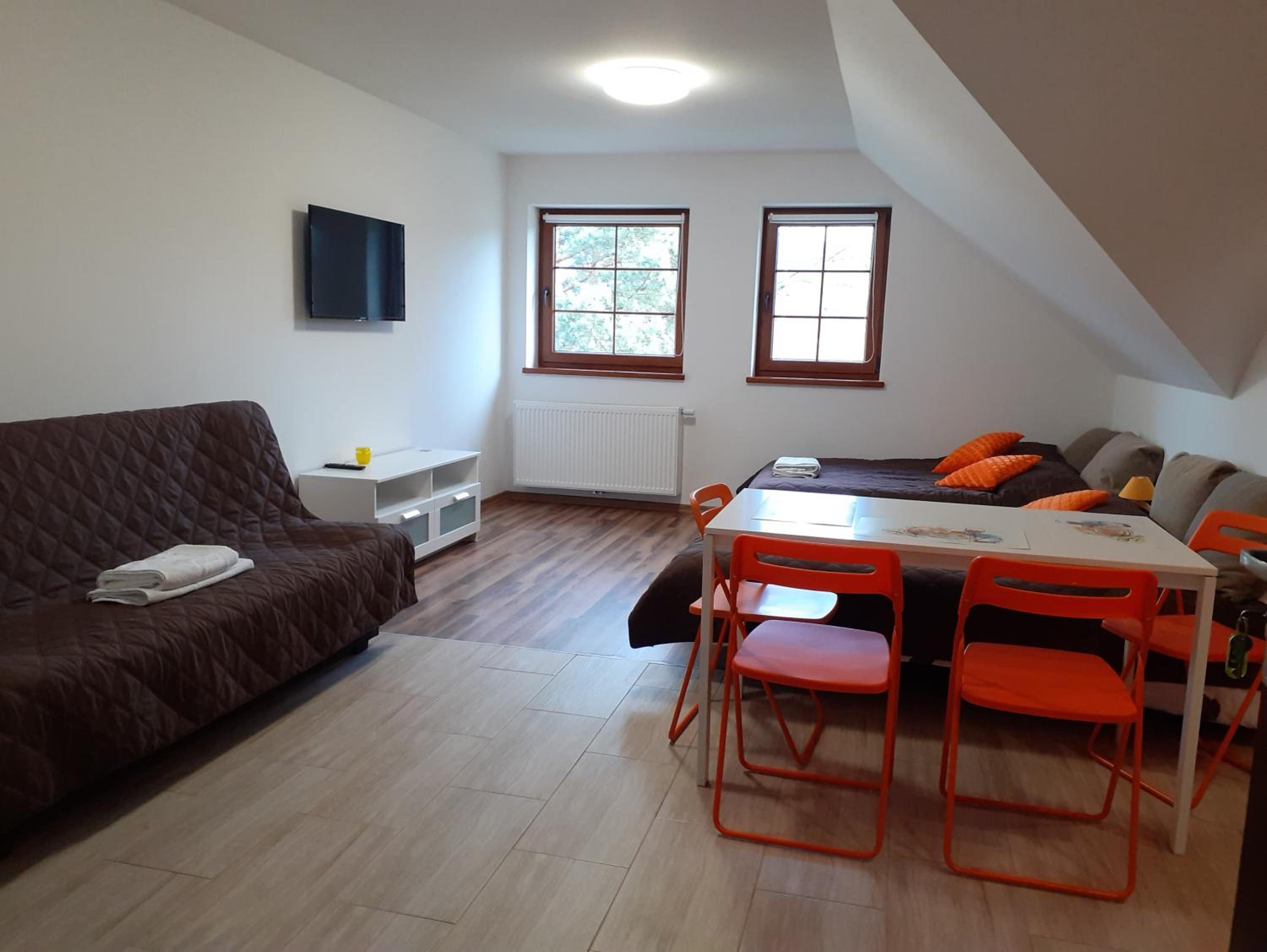 Family Room photo 3