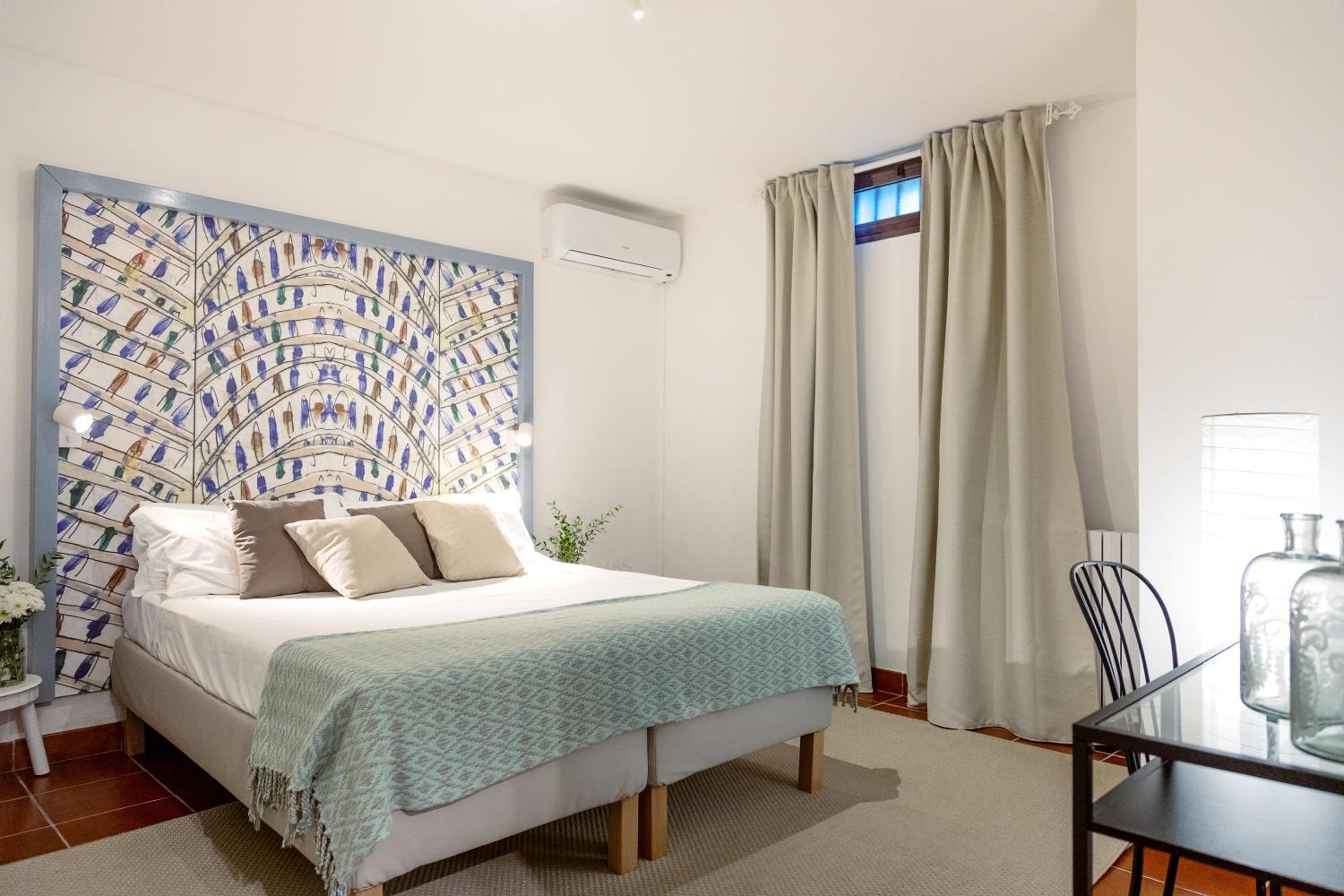 Standard Double Room - Basement photo 1