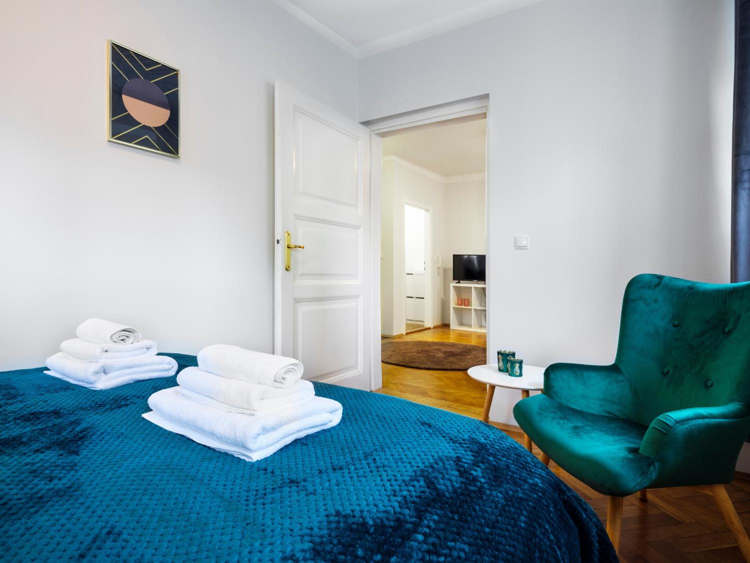 Two-Bedroom Apartment - Photo 10