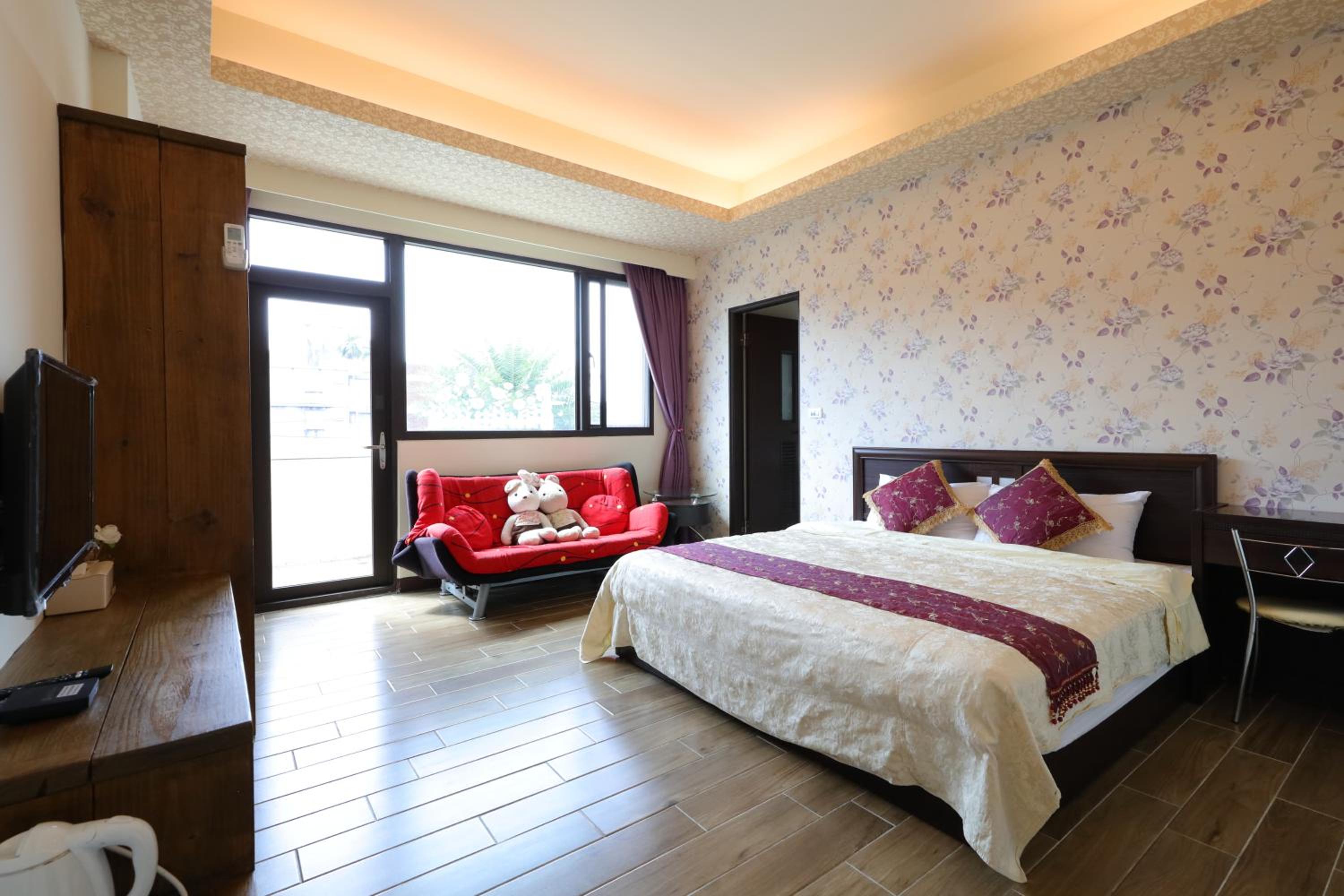 Queen Room With Balcony photo 3
