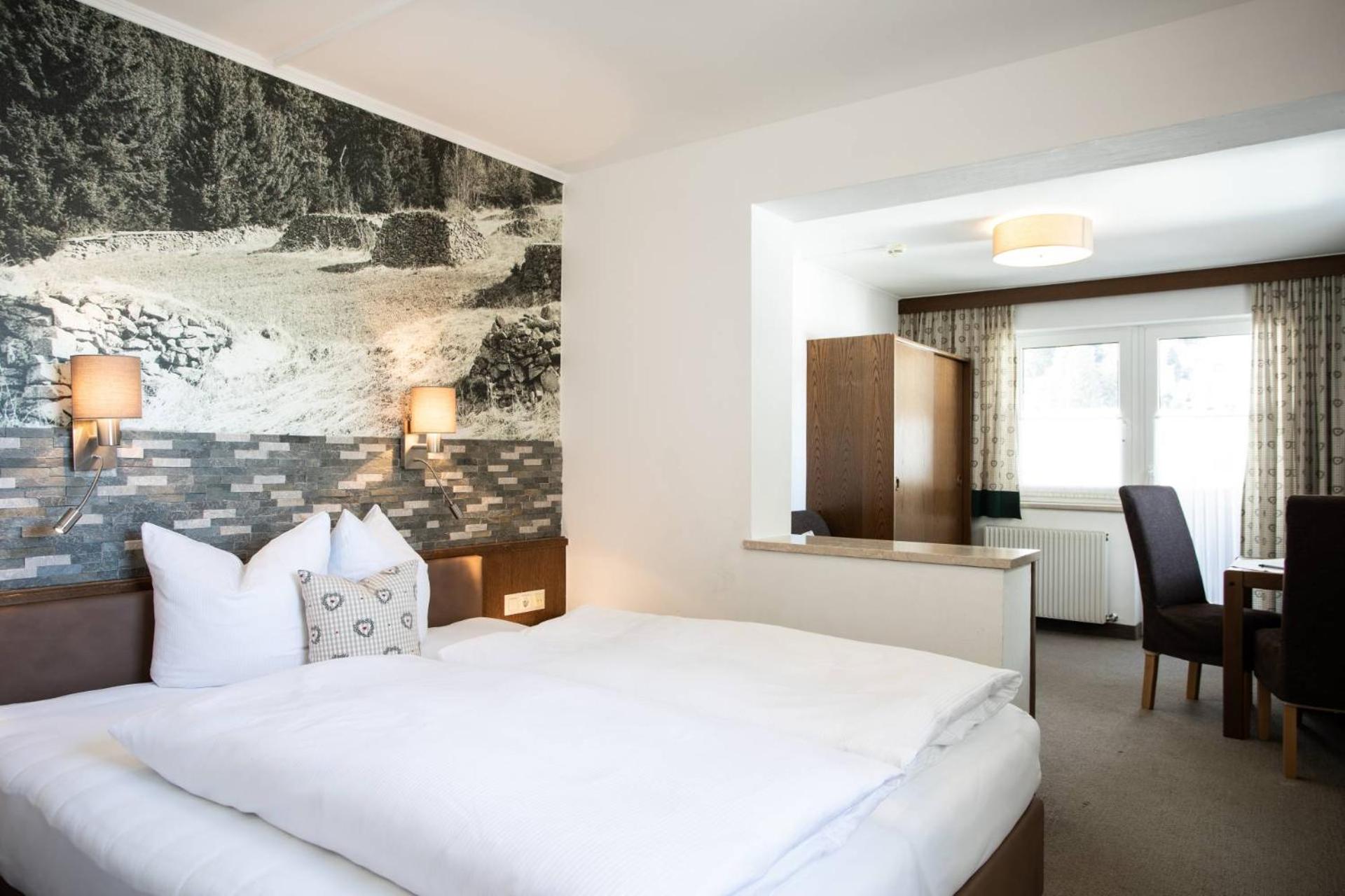 Double Room with Balcony photo 3