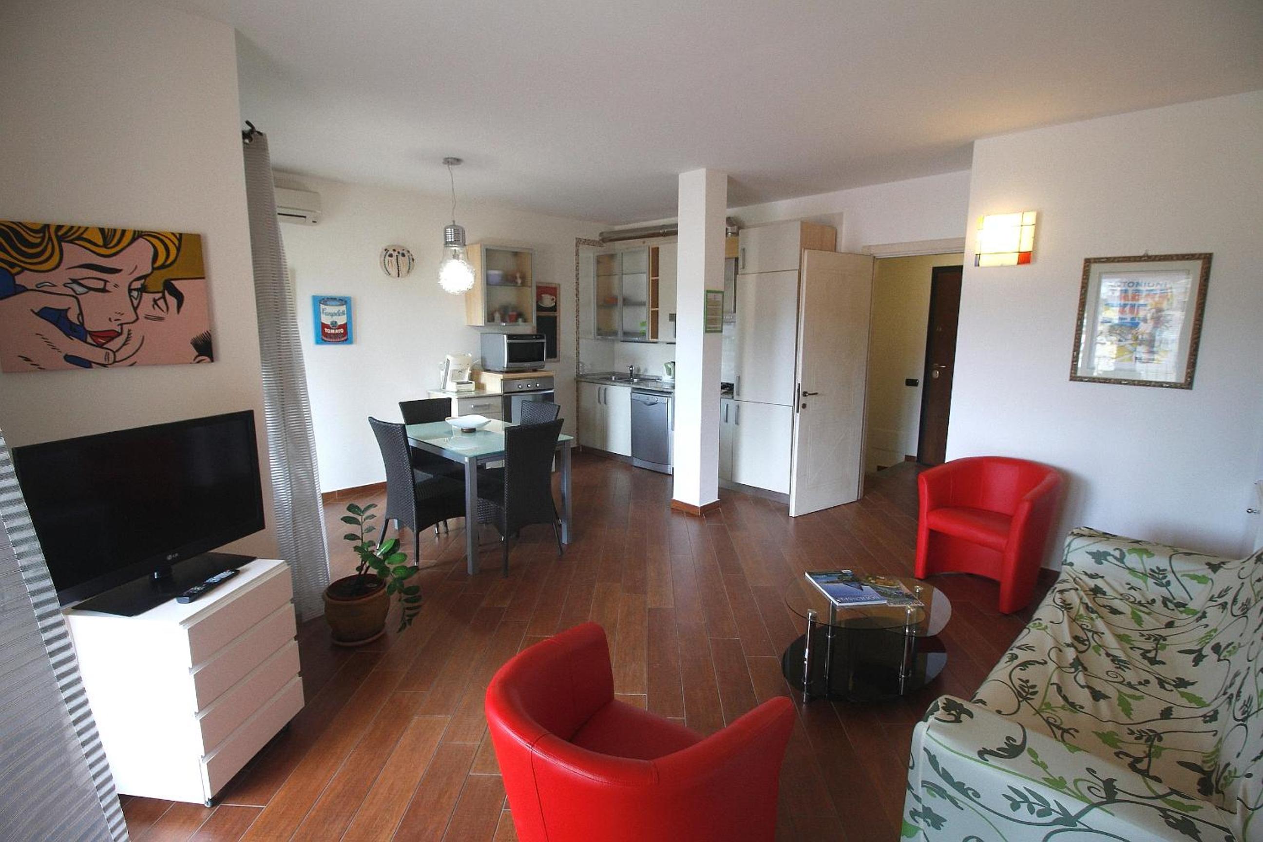 Two-Bedroom Apartment with Terrace - Split Level photo 1