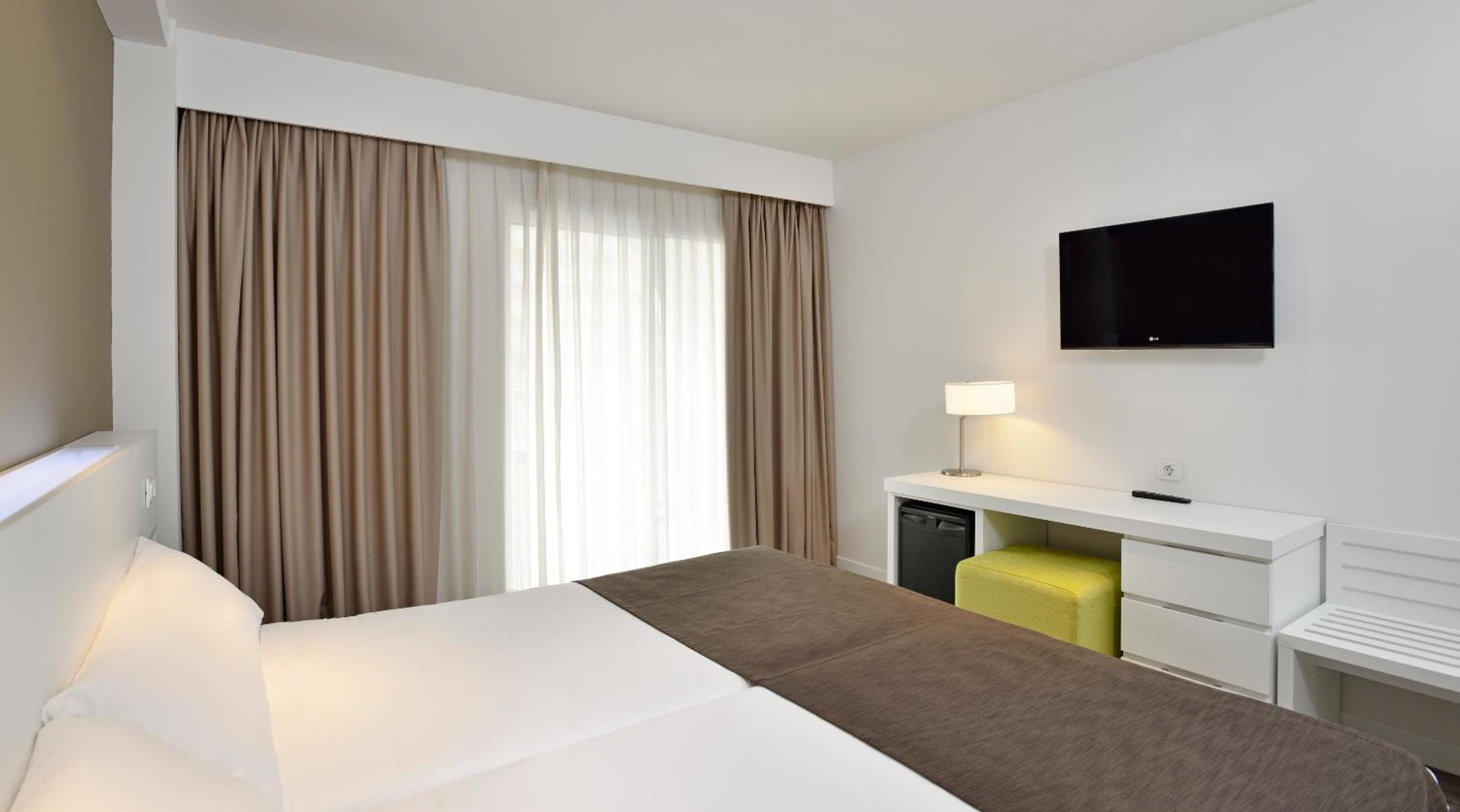 Relax in your modern, comfortable hotel retreat!