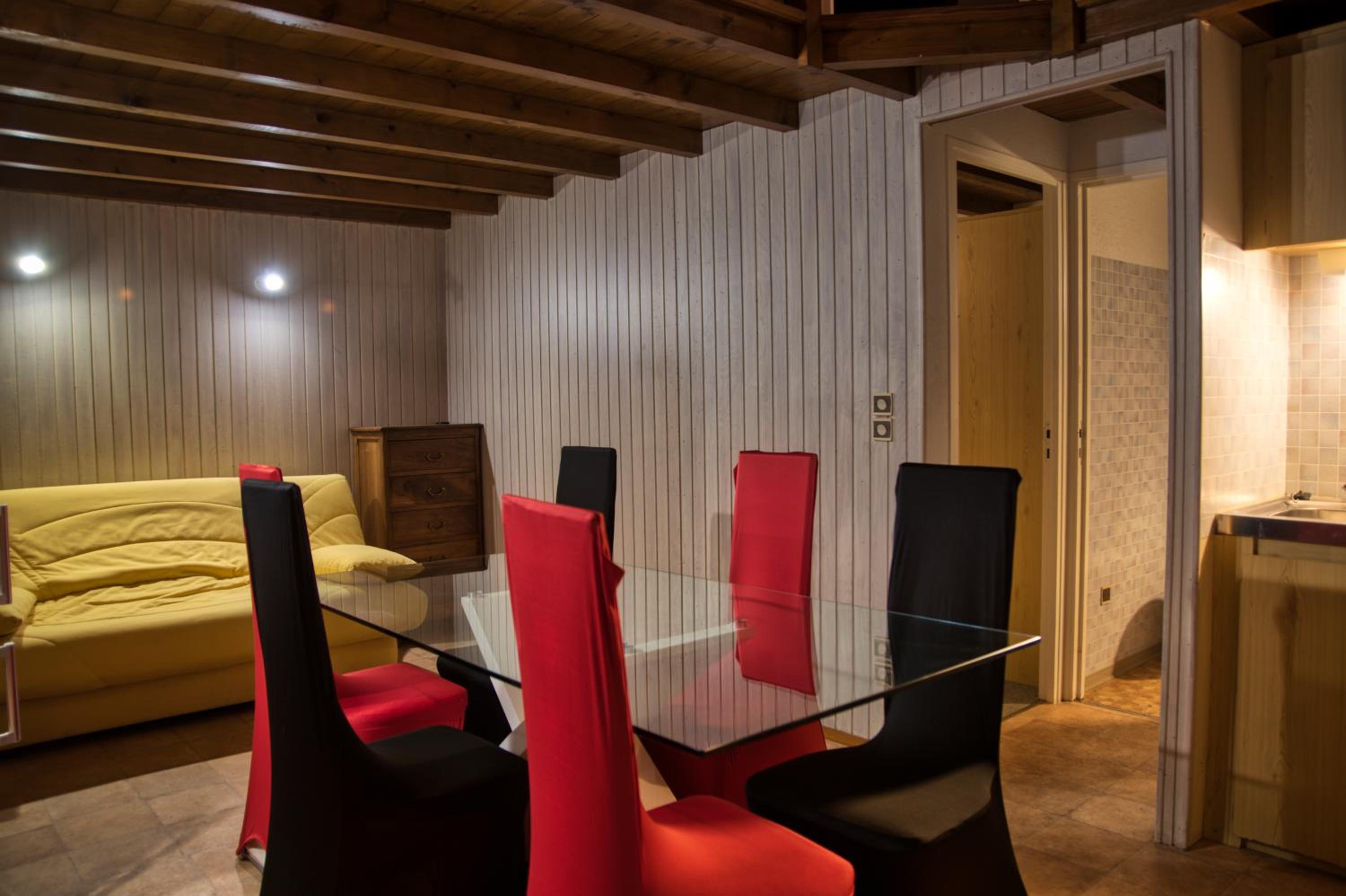 Superior Chalet - Photo 5