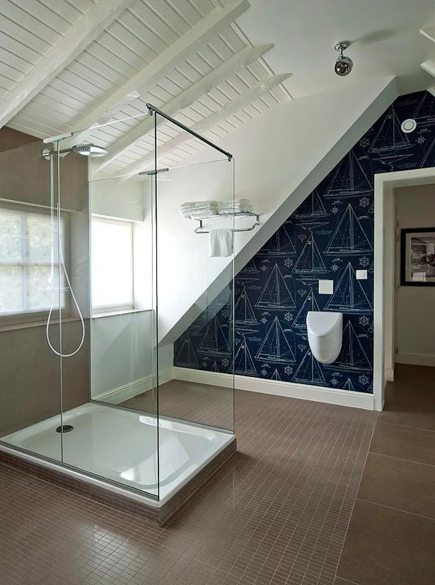Deluxe Family Suite - Photo 7