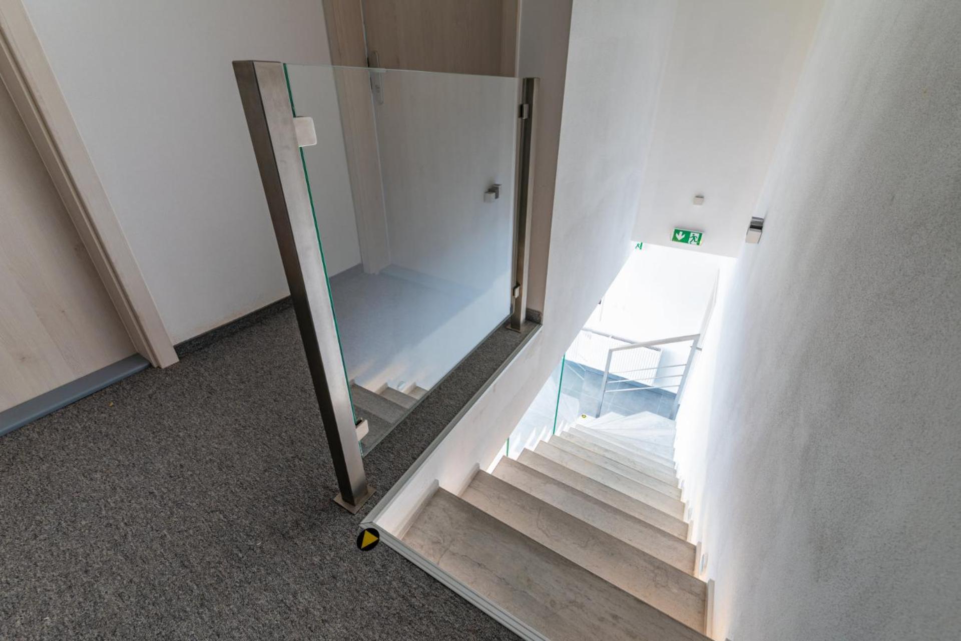 Superior Double or Twin Room with Terrace - Photo 9