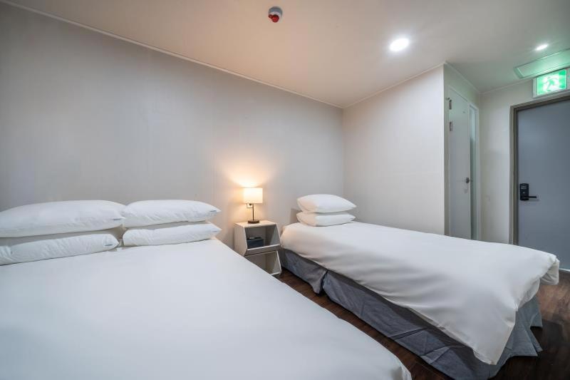 Triple Room - Photo 3