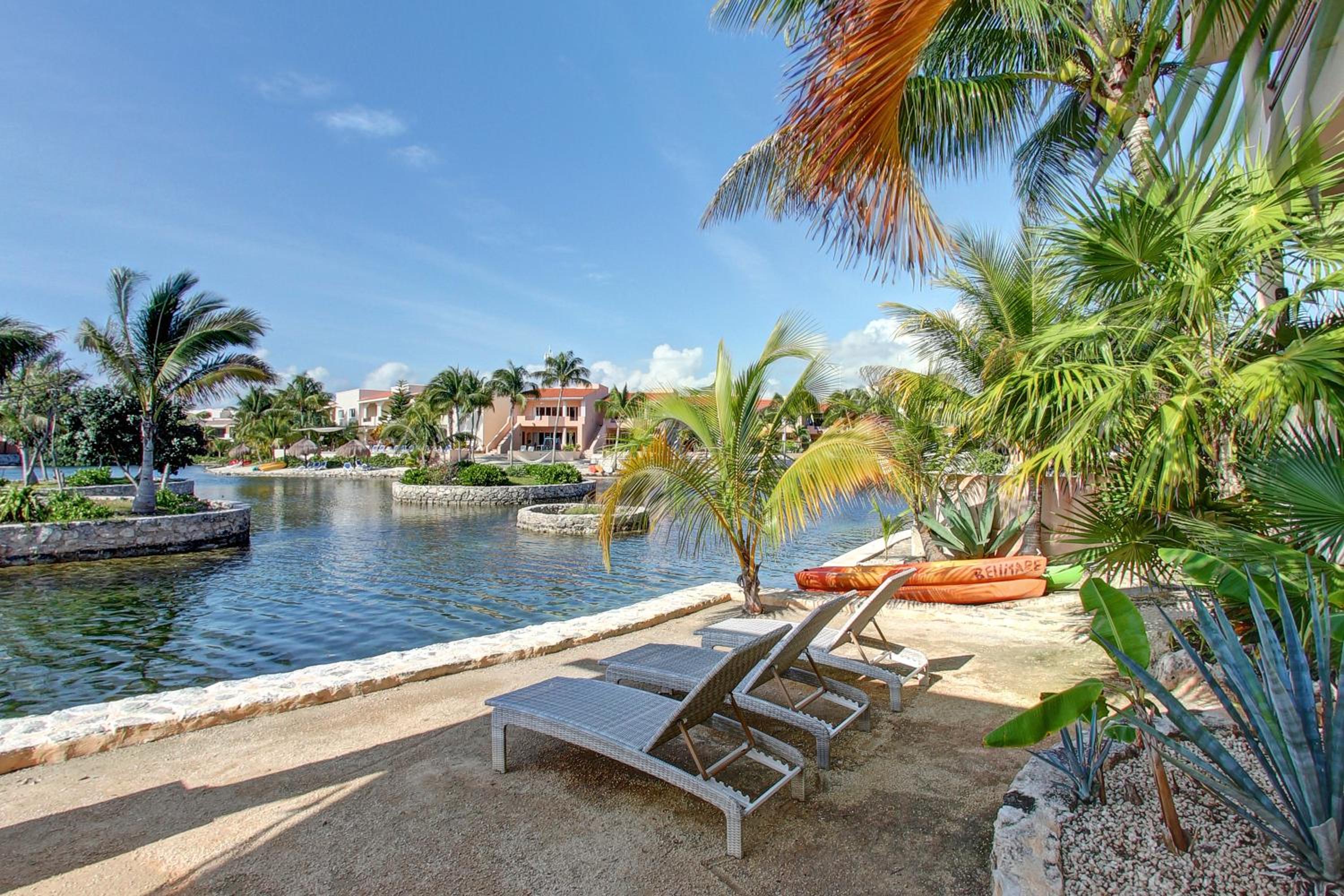 Two-Bedroom Apartment with Sea View (Lagoon) photo 2