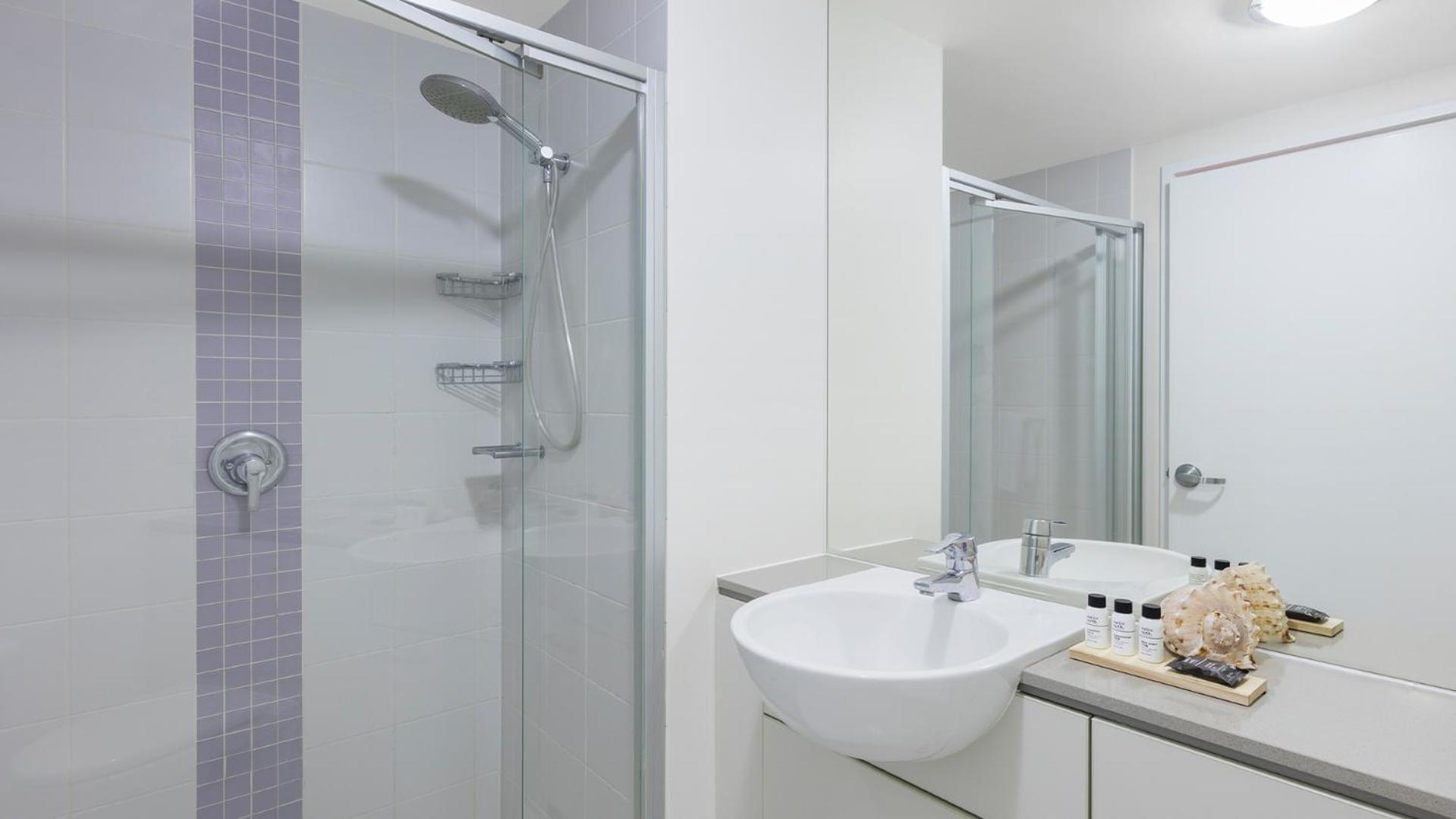 Two-Bedroom Apartment - Photo 6