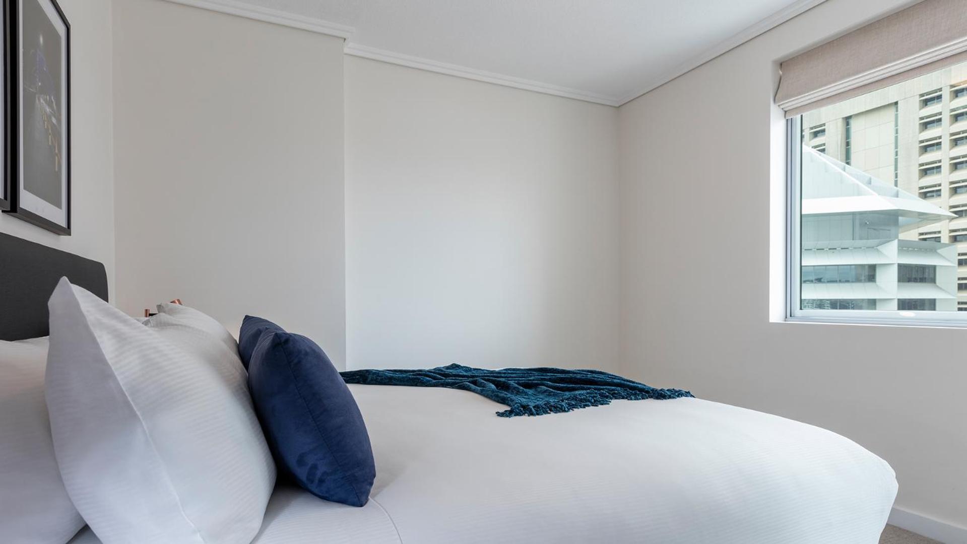 Two-Bedroom Apartment with River View - Photo 7