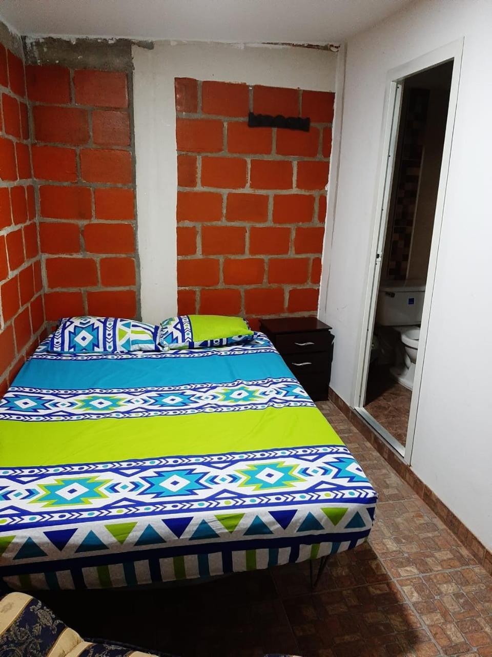 Twin Room With Extra Bed photo 1