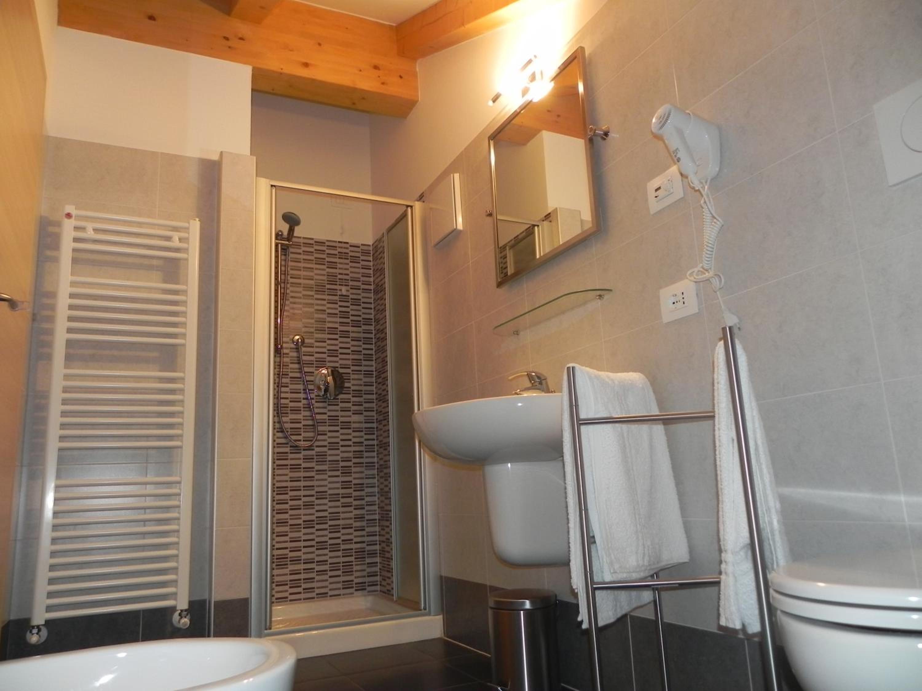 Double or Twin Room photo 3