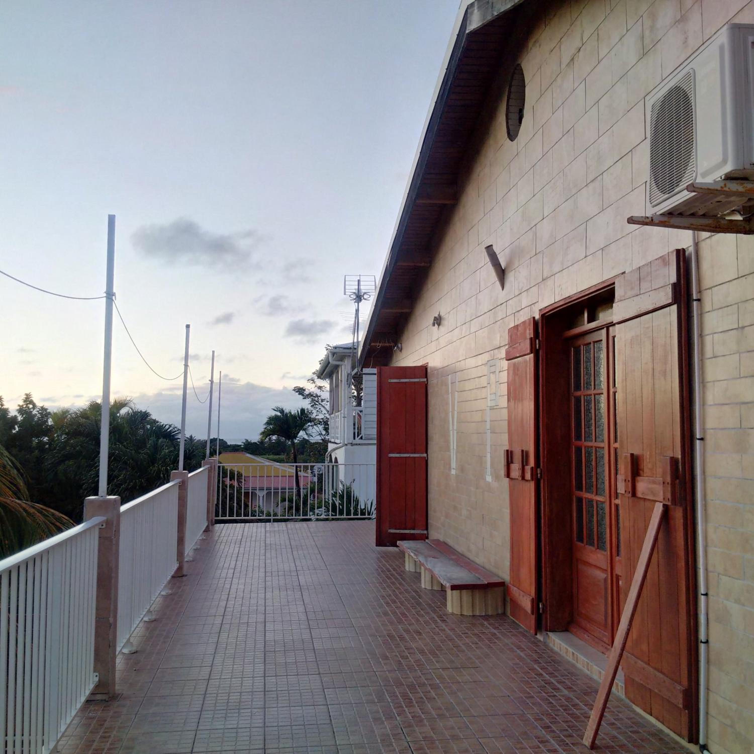 Deluxe Double Room with Balcony and Sea View photo 3